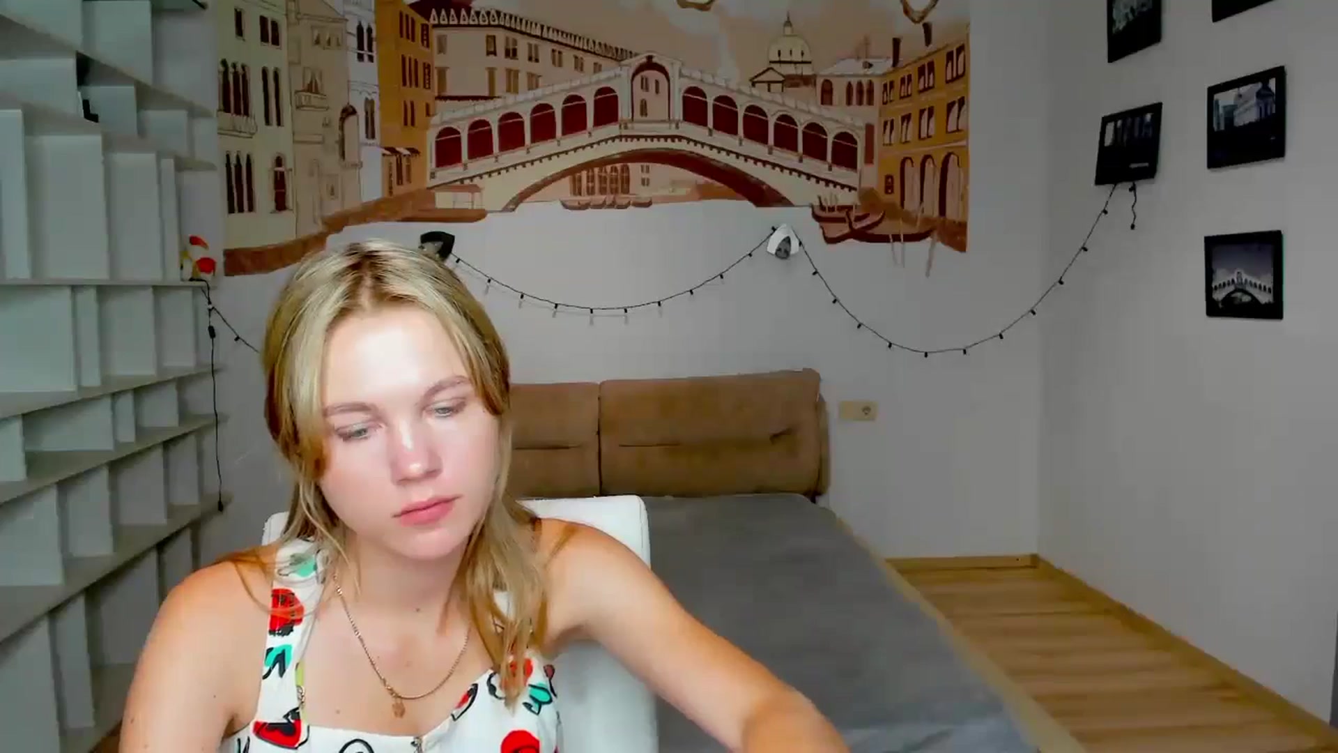 Gallery image thumbnail from Kate_Lewiss's myfreecams stream on, 08/28/2024, 06:39 image 17 of 20