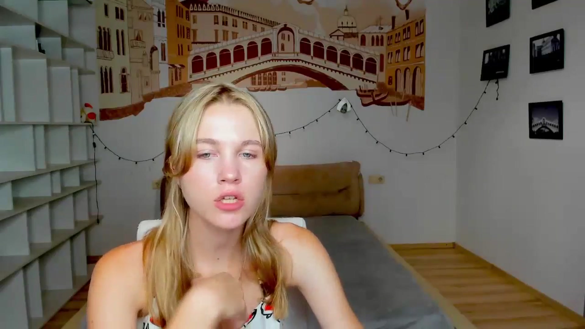 Gallery image thumbnail from Kate_Lewiss's myfreecams stream on, 08/28/2024, 07:47 image 3 of 20