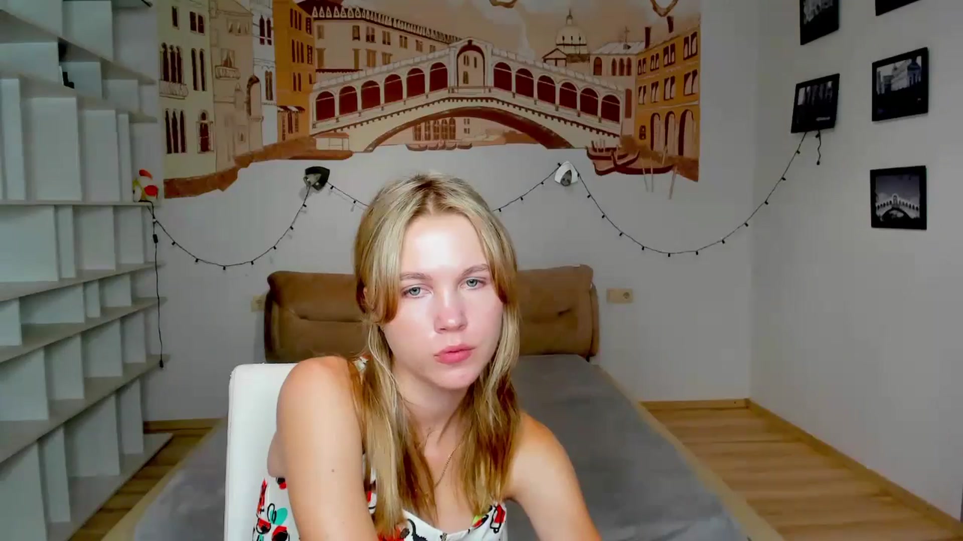 Gallery image thumbnail from Kate_Lewiss's myfreecams stream on, 08/28/2024, 07:47 image 13 of 20