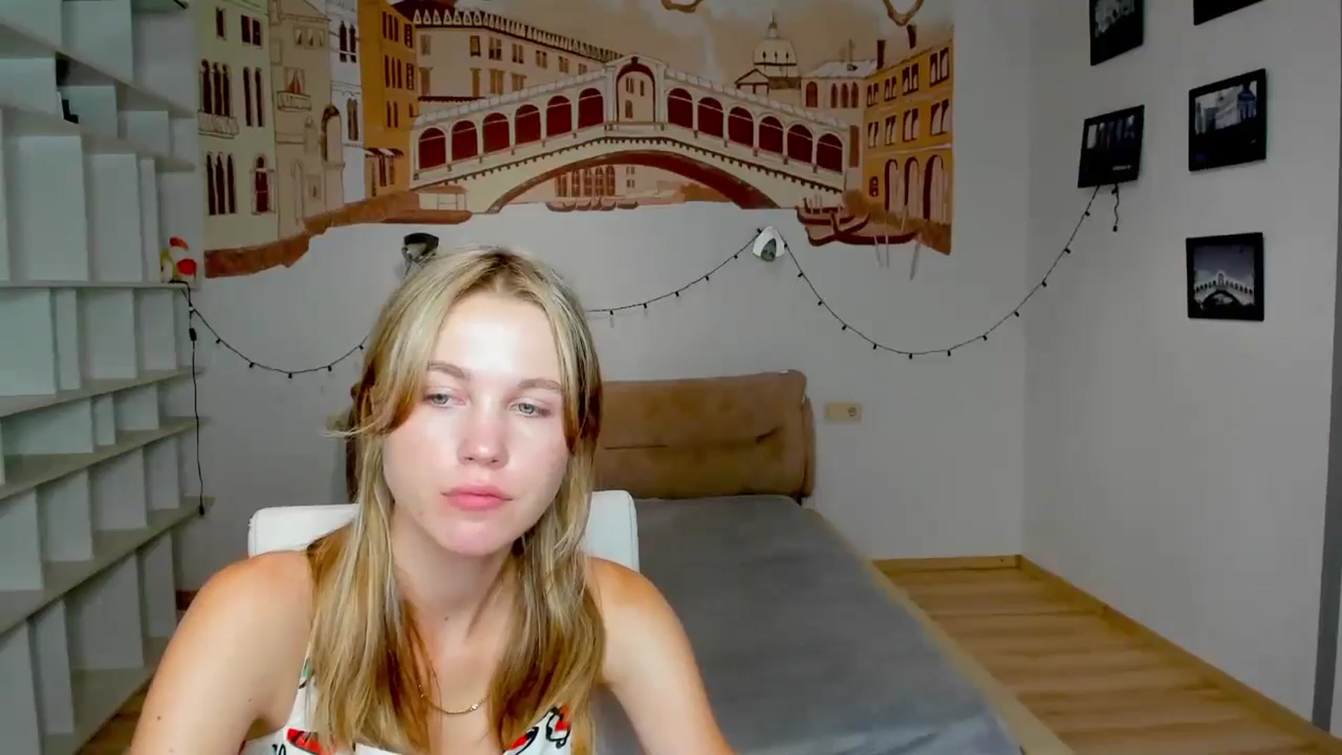 Gallery image thumbnail from Kate_Lewiss's myfreecams stream on, 08/28/2024, 08:37 image 20 of 20