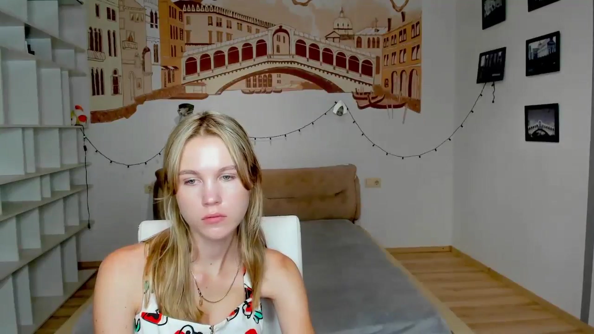 Gallery image thumbnail from Kate_Lewiss's myfreecams stream on, 08/28/2024, 11:06 image 2 of 20
