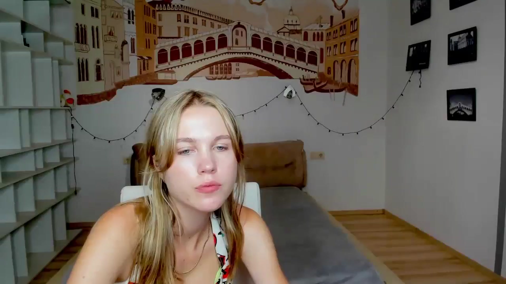 Gallery image thumbnail from Kate_Lewiss's myfreecams stream on, 08/28/2024, 11:06 image 1 of 20