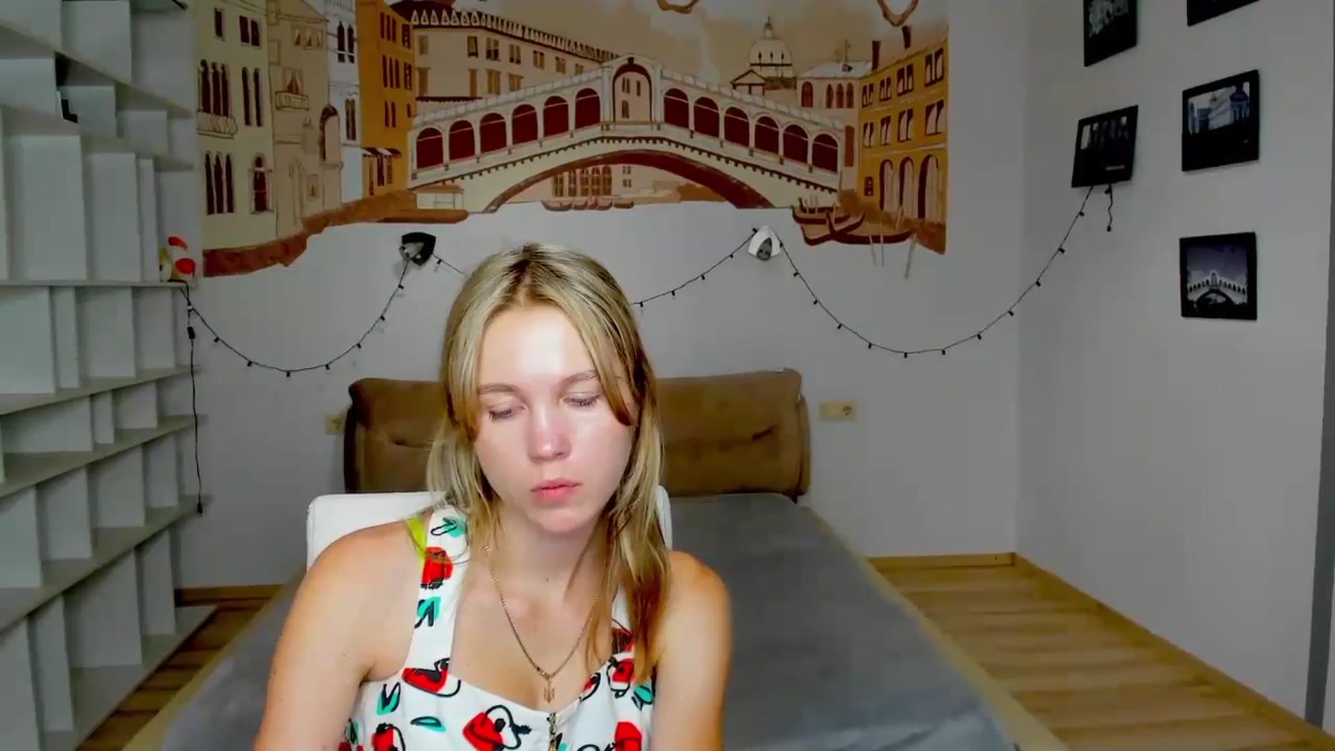 Gallery image thumbnail from Kate_Lewiss's myfreecams stream on, 08/28/2024, 11:06 image 14 of 20