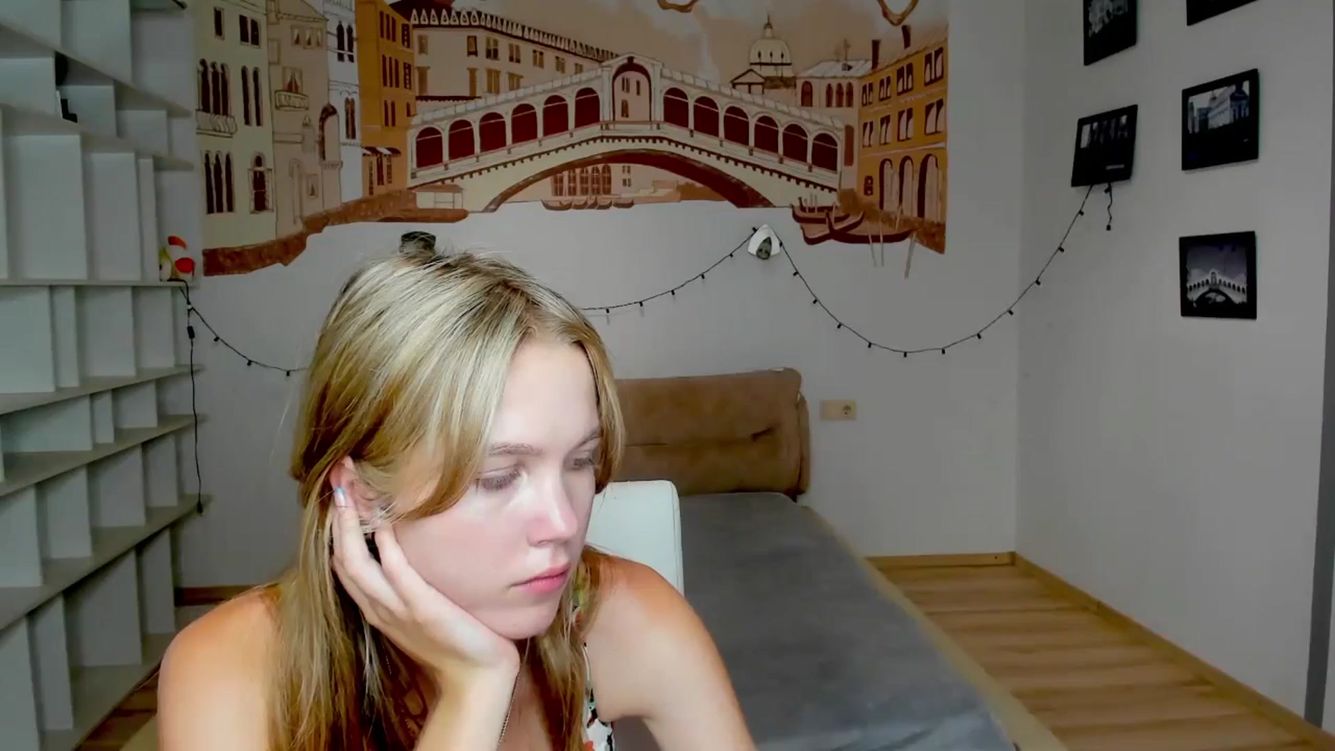 Gallery image thumbnail from Kate_Lewiss's myfreecams stream on, 08/28/2024, 11:06 image 6 of 20