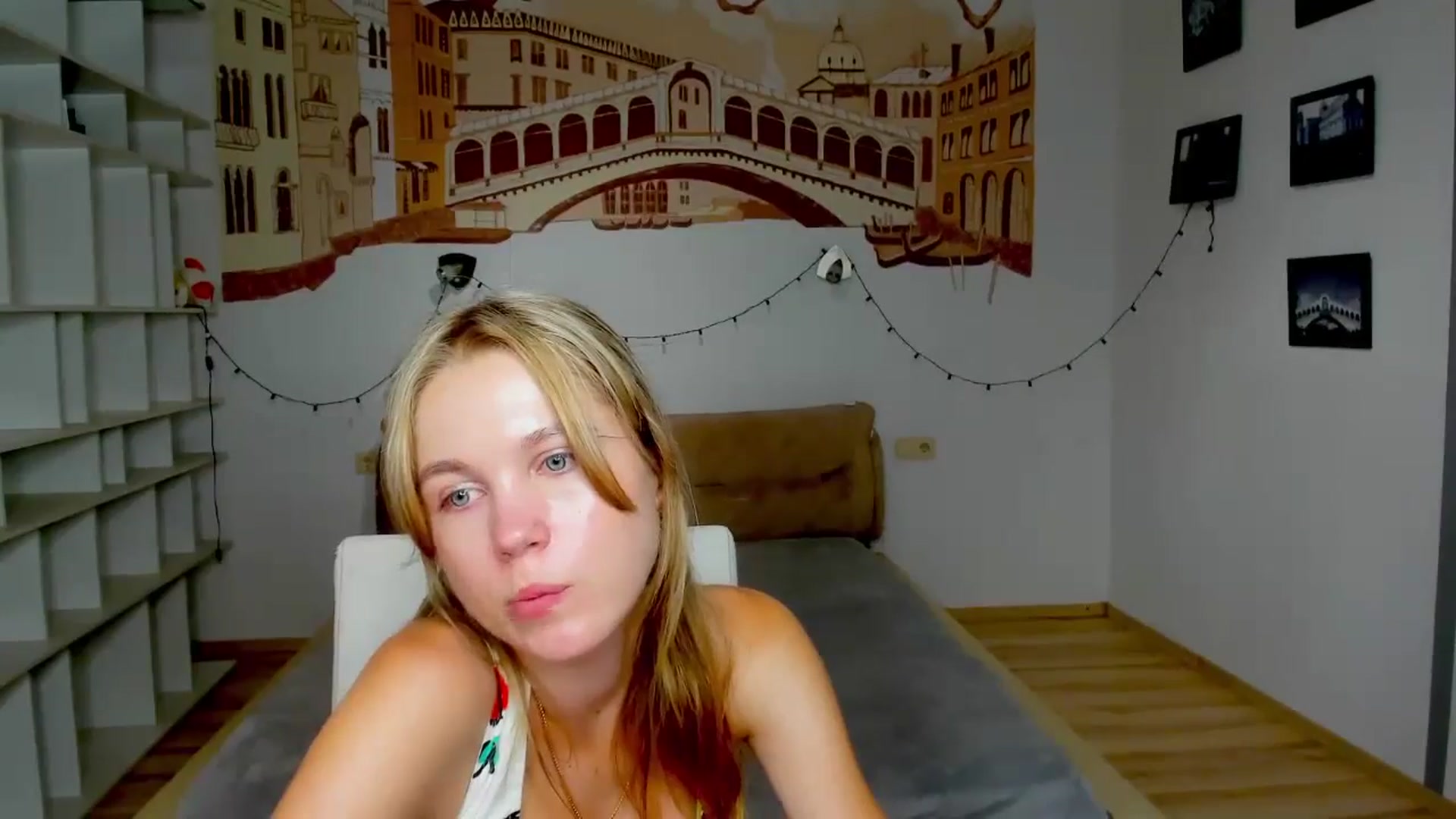 Gallery image thumbnail from Kate_Lewiss's myfreecams stream on, 08/28/2024, 11:06 image 19 of 20