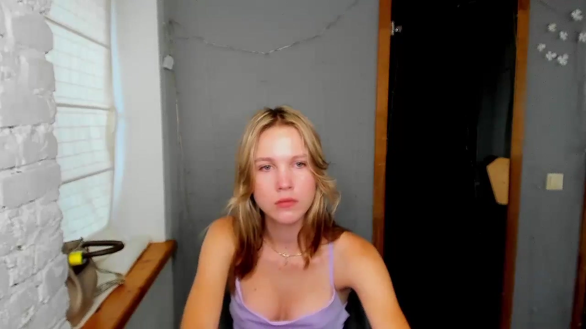 Gallery image thumbnail from Kate_Lewiss's myfreecams stream on, 08/29/2024, 07:05 image 11 of 20