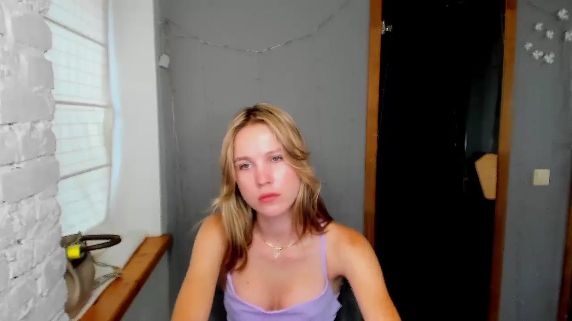 Gallery image thumbnail from Kate_Lewiss's myfreecams stream on, 08/29/2024, 07:05 image 7 of 20