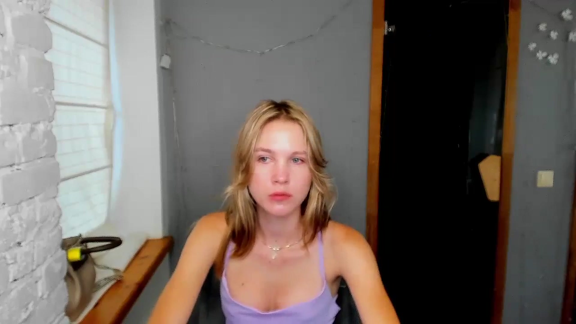 Gallery image thumbnail from Kate_Lewiss's myfreecams stream on, 08/29/2024, 07:05 image 4 of 20