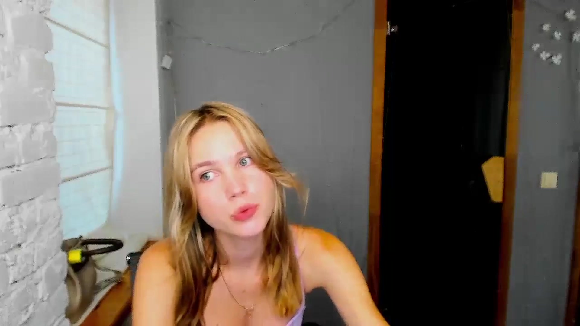 Gallery image thumbnail from Kate_Lewiss's myfreecams stream on, 08/29/2024, 07:51 image 4 of 20