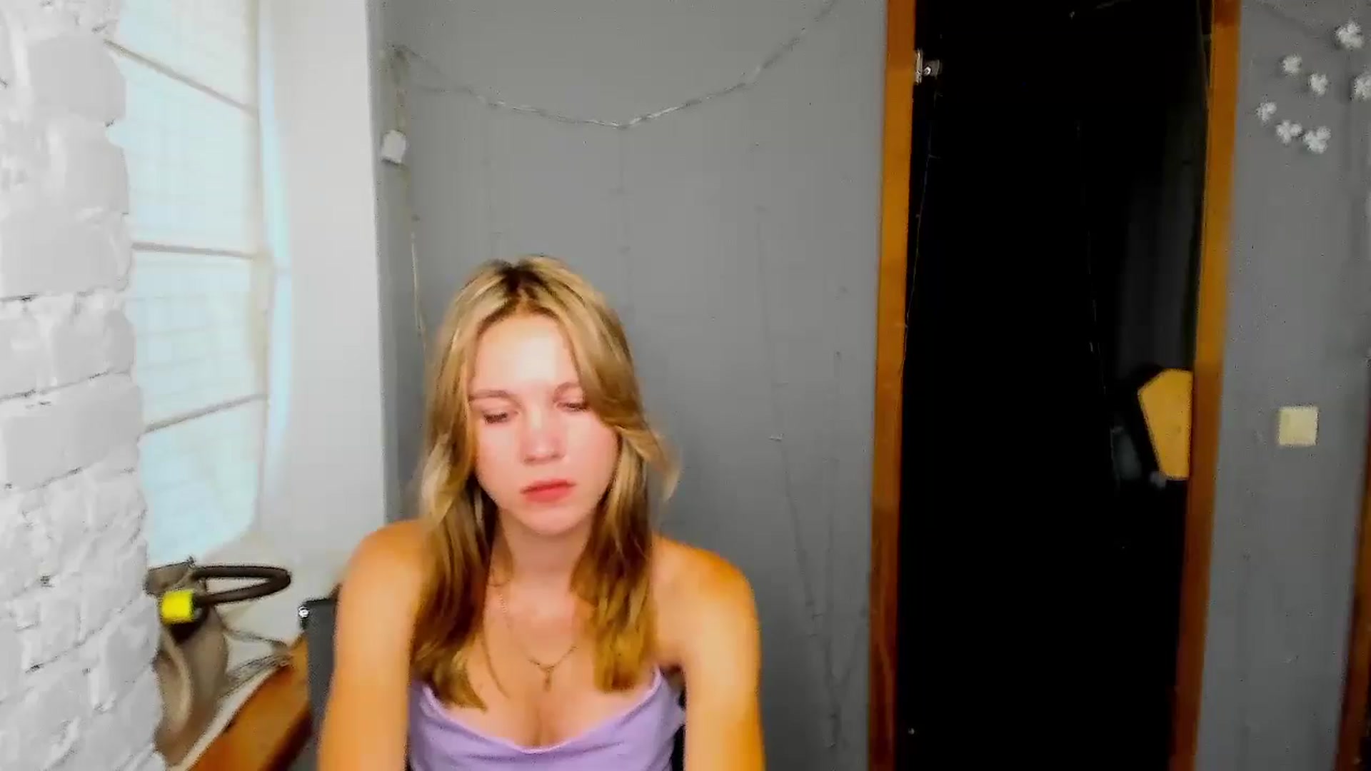 Gallery image thumbnail from Kate_Lewiss's myfreecams stream on, 08/29/2024, 07:51 image 19 of 20