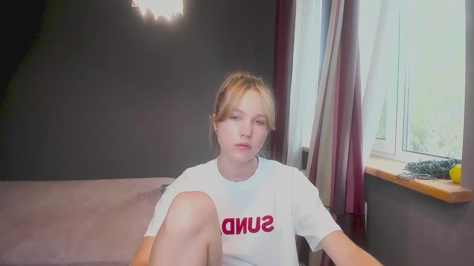 Gallery image thumbnail from Kate_Lewiss's myfreecams stream on, 09/01/2024, 07:47 image 17 of 20