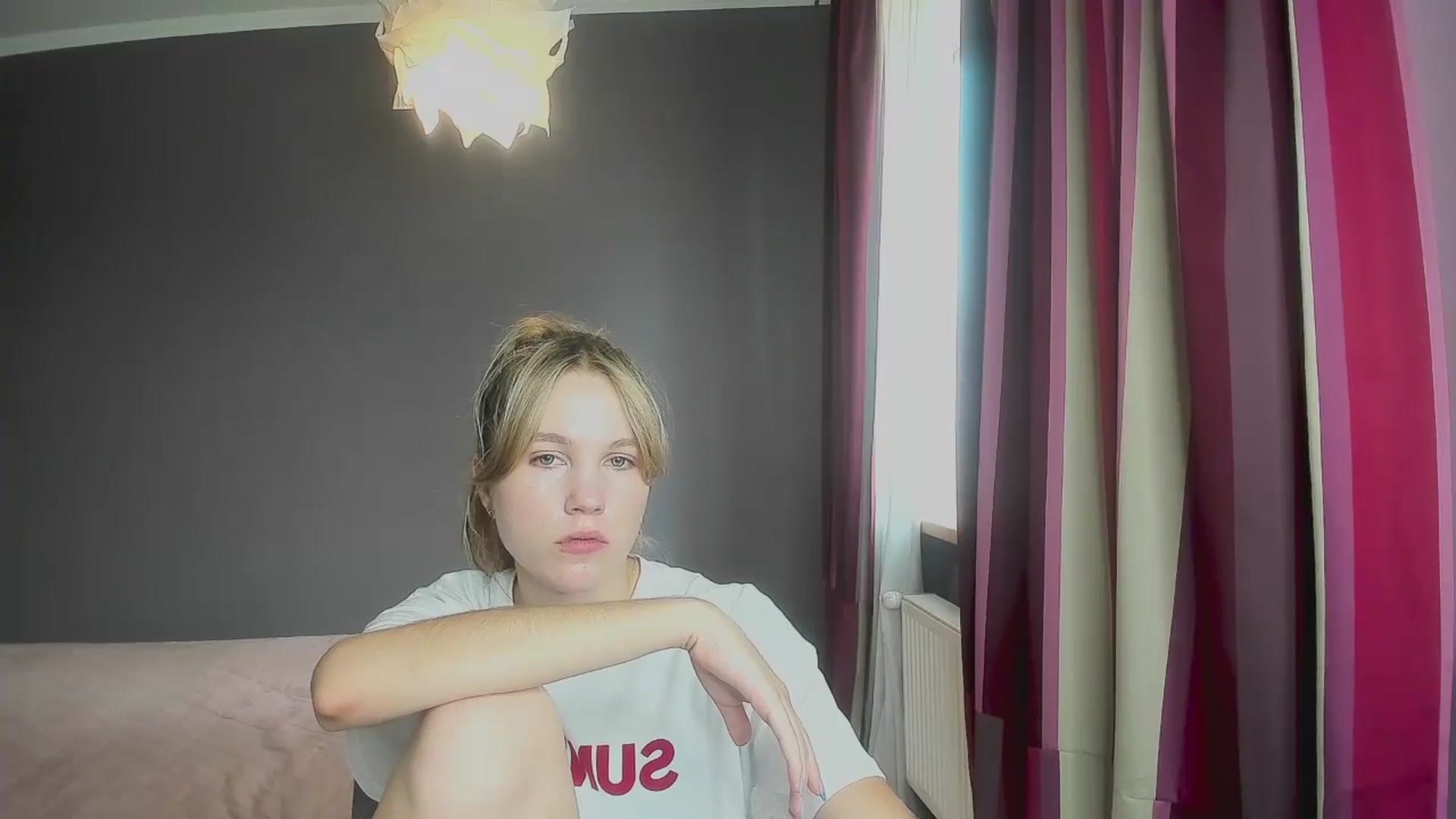 Gallery image thumbnail from Kate_Lewiss's myfreecams stream on, 09/01/2024, 09:15 image 16 of 20