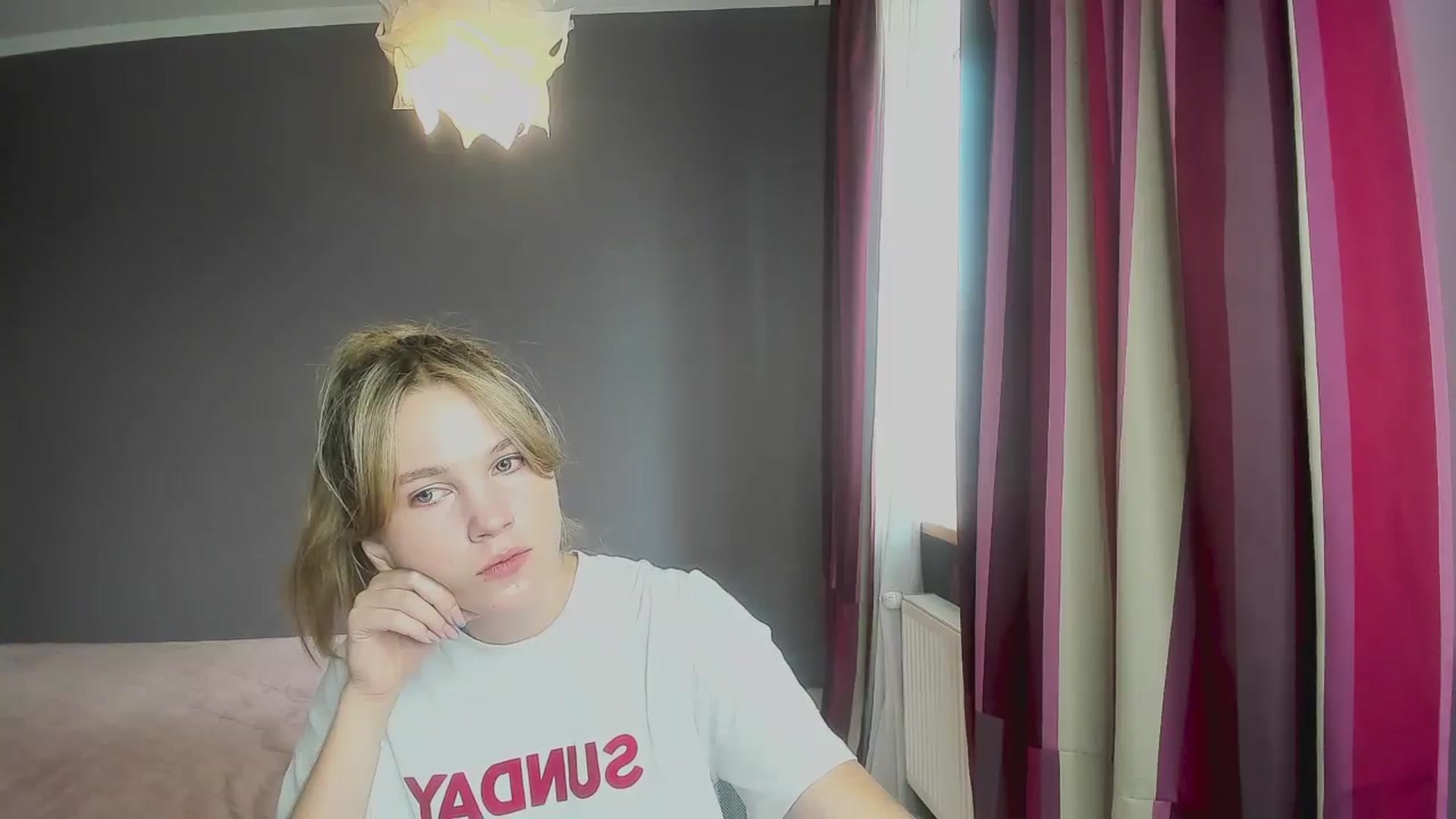 Gallery image thumbnail from Kate_Lewiss's myfreecams stream on, 09/01/2024, 09:15 image 8 of 20