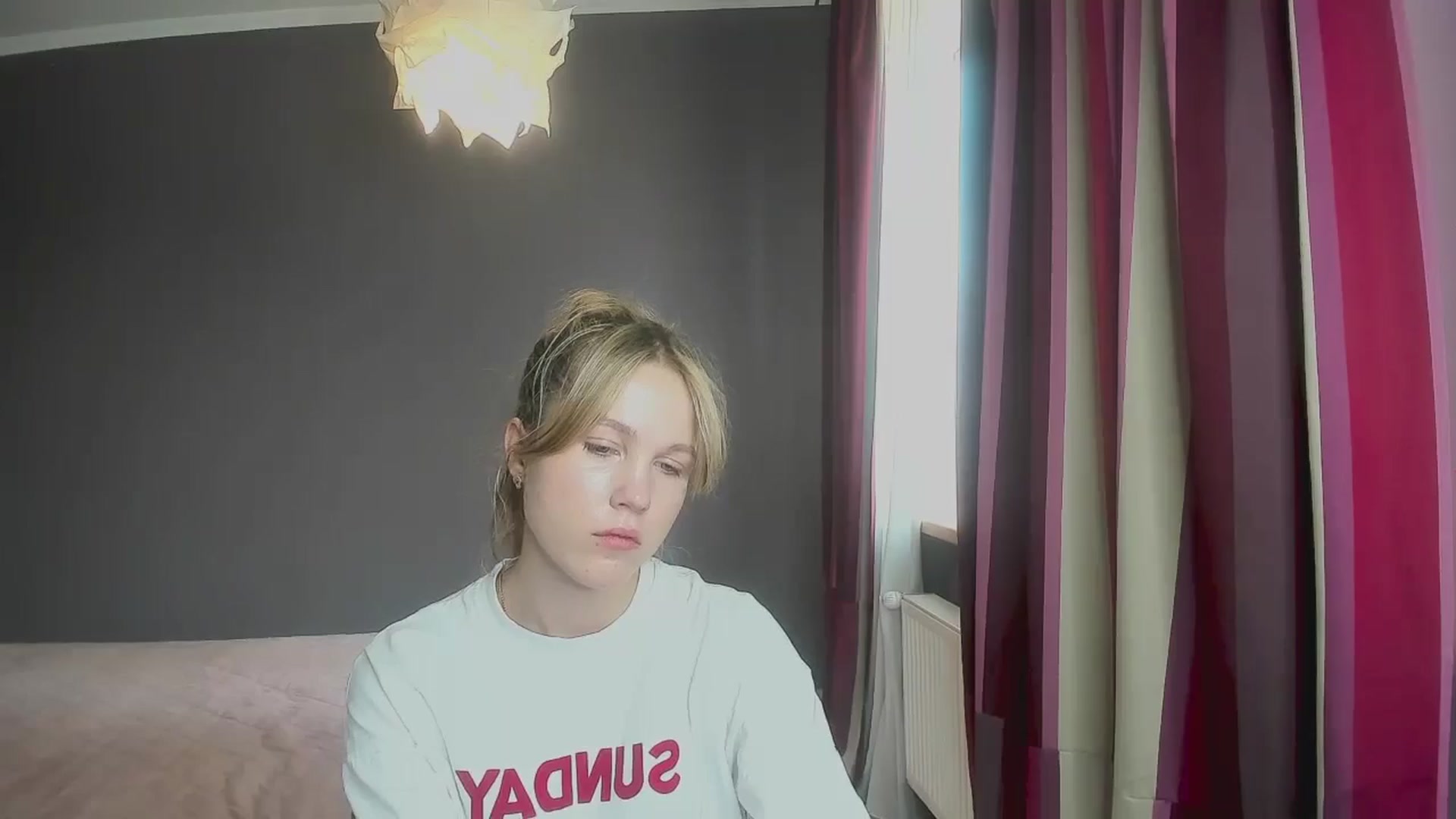 Gallery image thumbnail from Kate_Lewiss's myfreecams stream on, 09/01/2024, 09:15 image 4 of 20