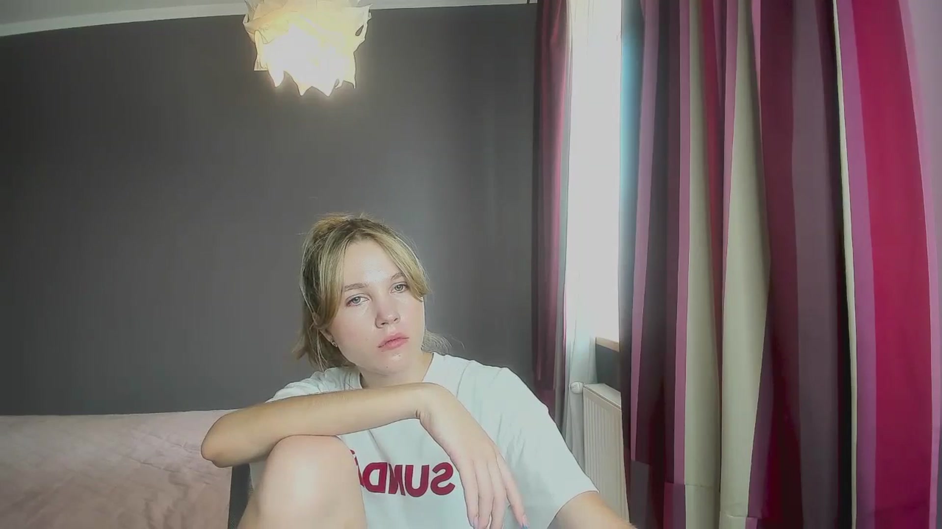 Gallery image thumbnail from Kate_Lewiss's myfreecams stream on, 09/01/2024, 10:06 image 2 of 20