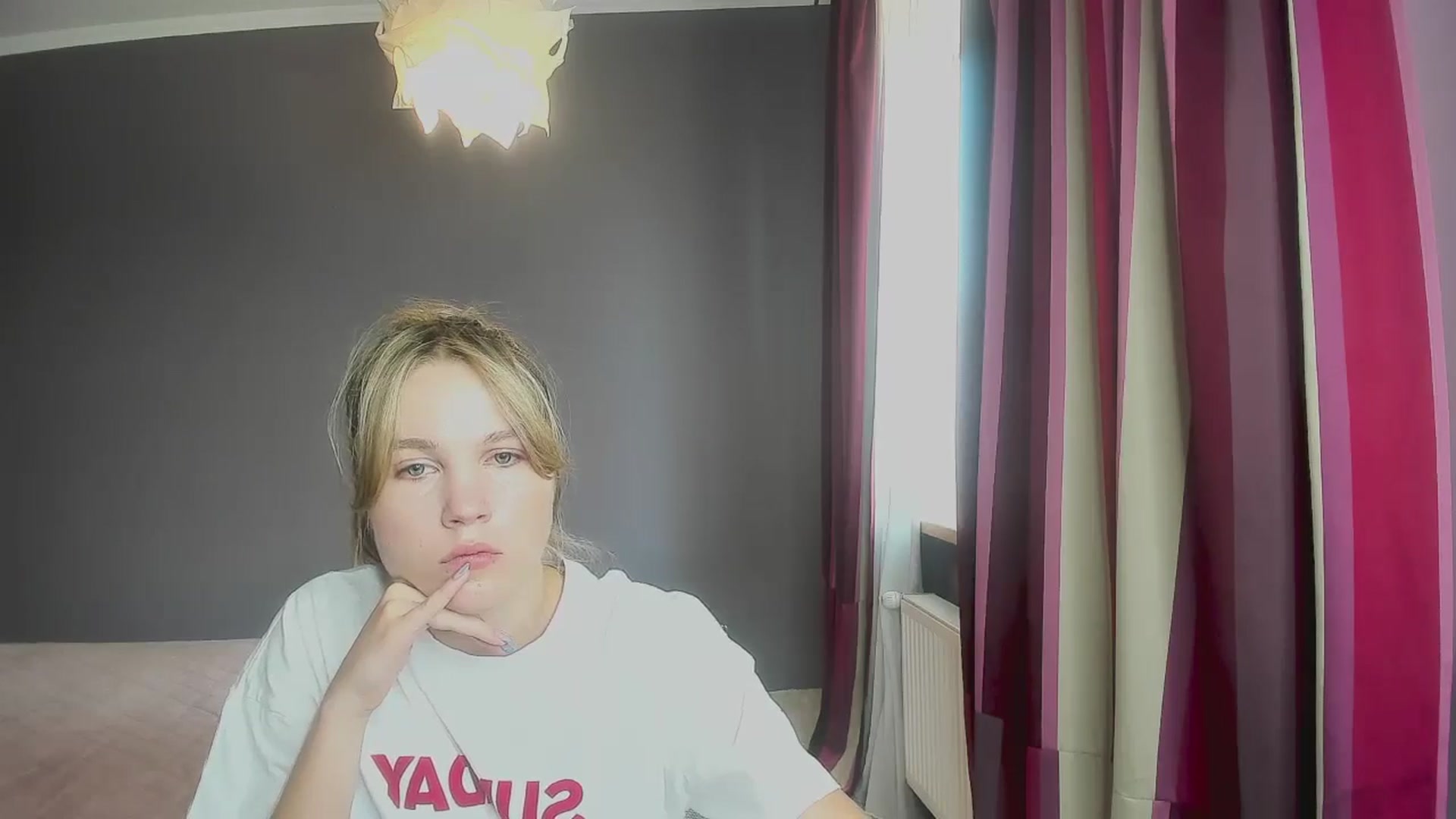 Gallery image thumbnail from Kate_Lewiss's myfreecams stream on, 09/01/2024, 10:06 image 7 of 20