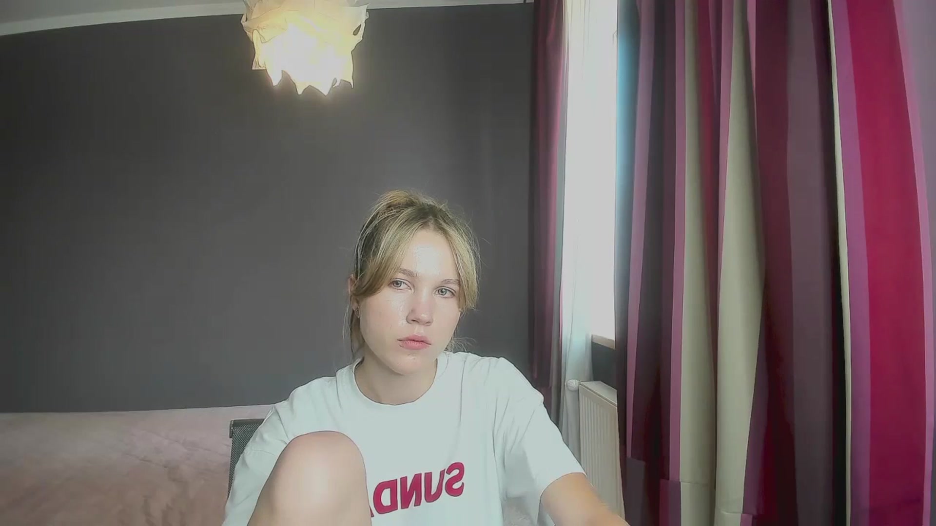 Gallery image thumbnail from Kate_Lewiss's myfreecams stream on, 09/01/2024, 10:06 image 6 of 20