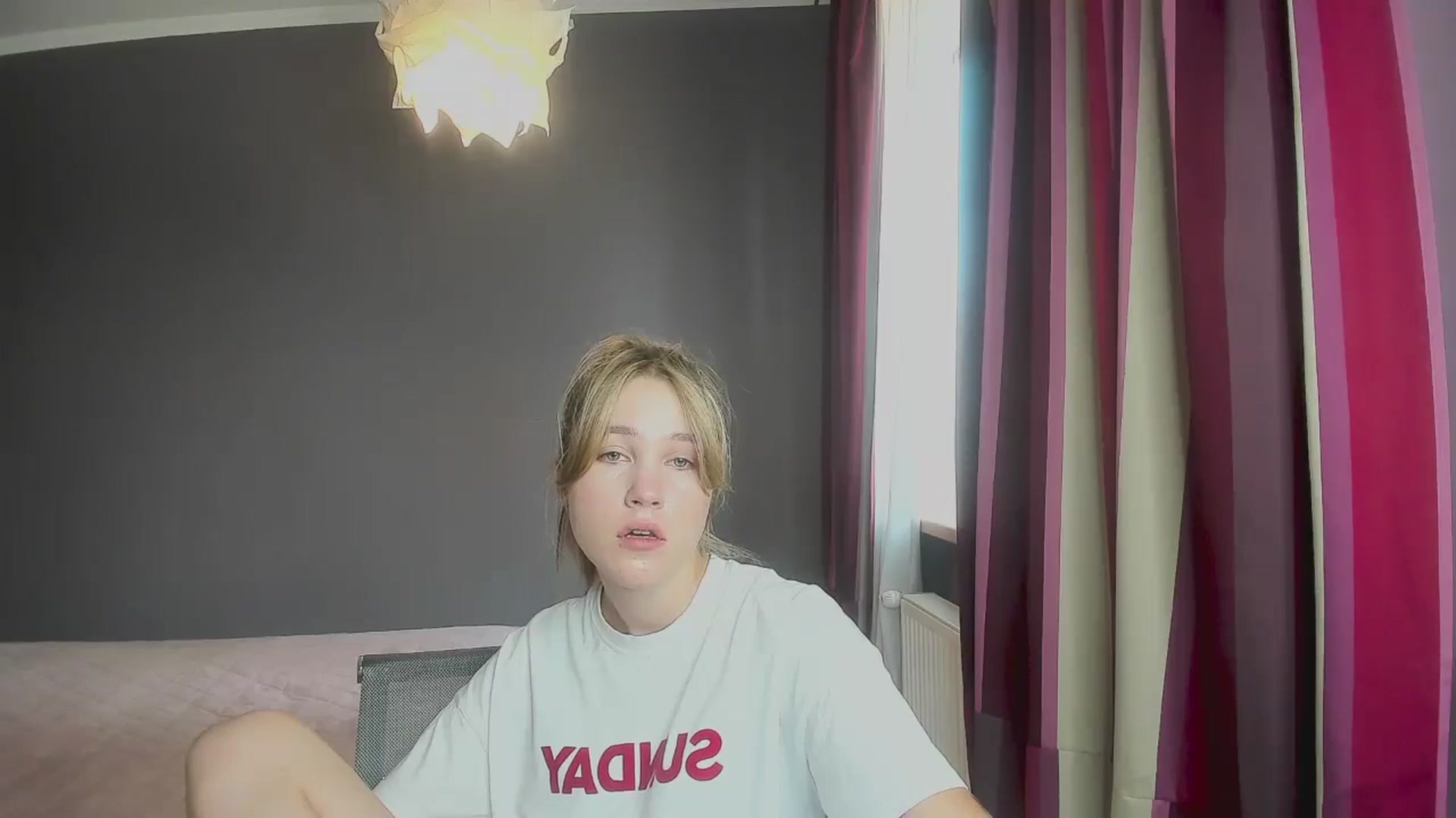 Gallery image thumbnail from Kate_Lewiss's myfreecams stream on, 09/01/2024, 10:06 image 16 of 20