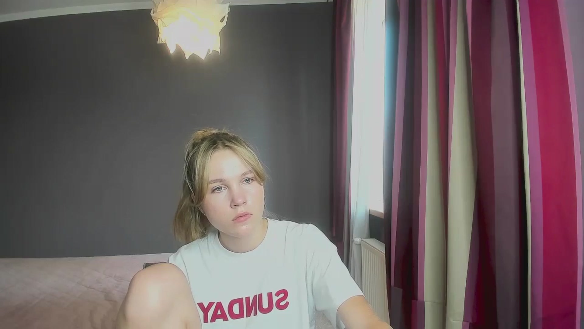 Gallery image thumbnail from Kate_Lewiss's myfreecams stream on, 09/01/2024, 10:06 image 19 of 20