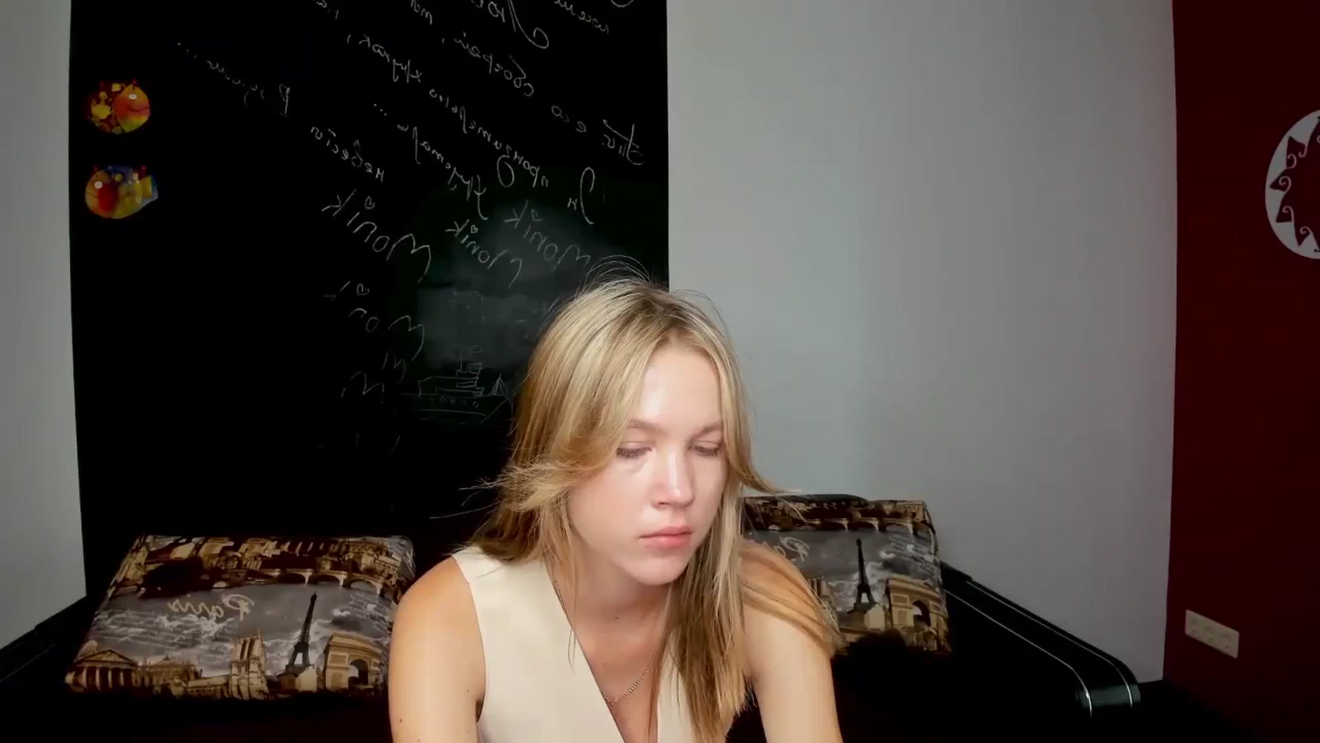 Gallery image thumbnail from Kate_Lewiss's myfreecams stream on, 09/02/2024, 06:00 image 14 of 20