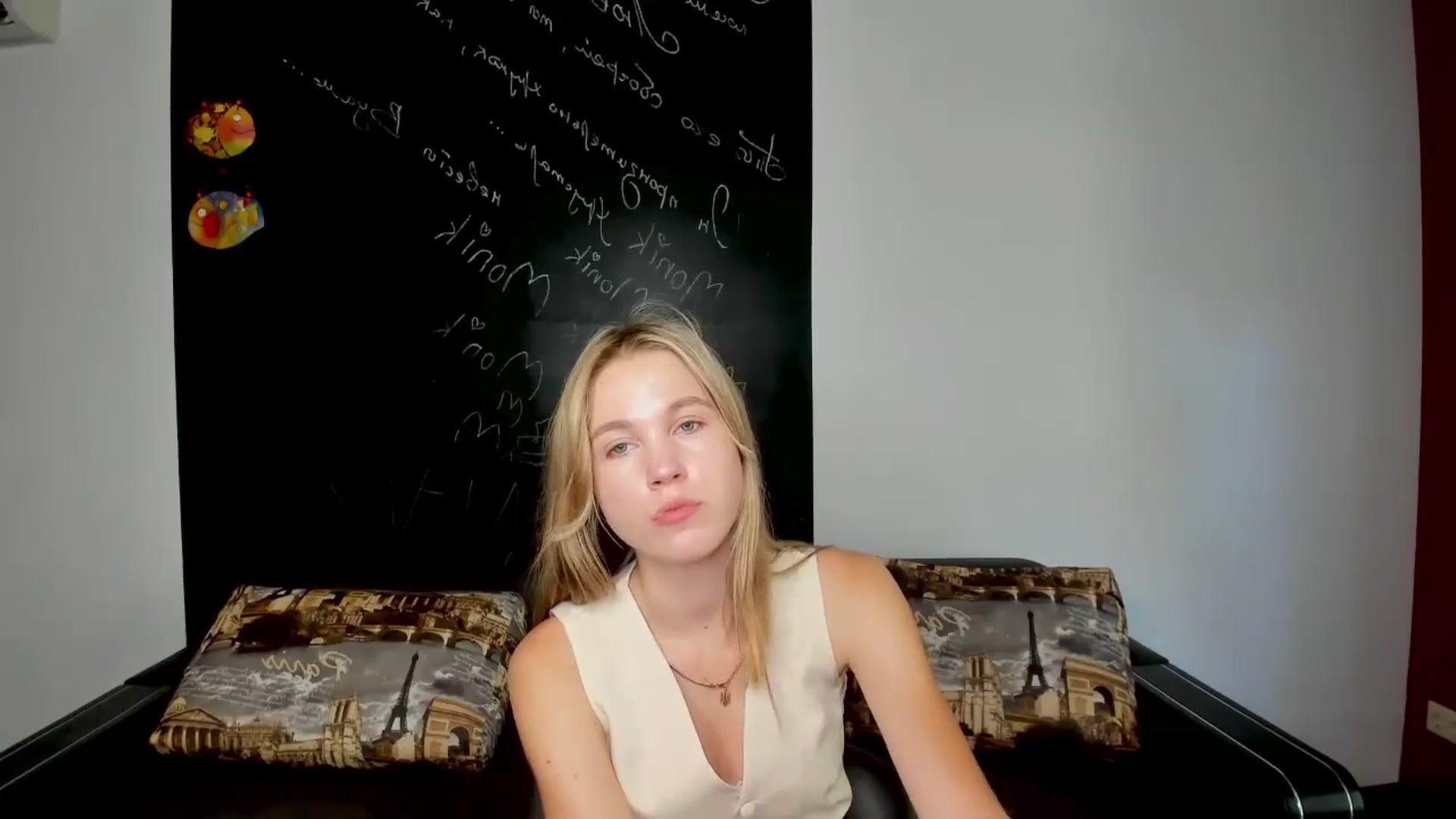 Gallery image thumbnail from Kate_Lewiss's myfreecams stream on, 09/02/2024, 10:41 image 16 of 20