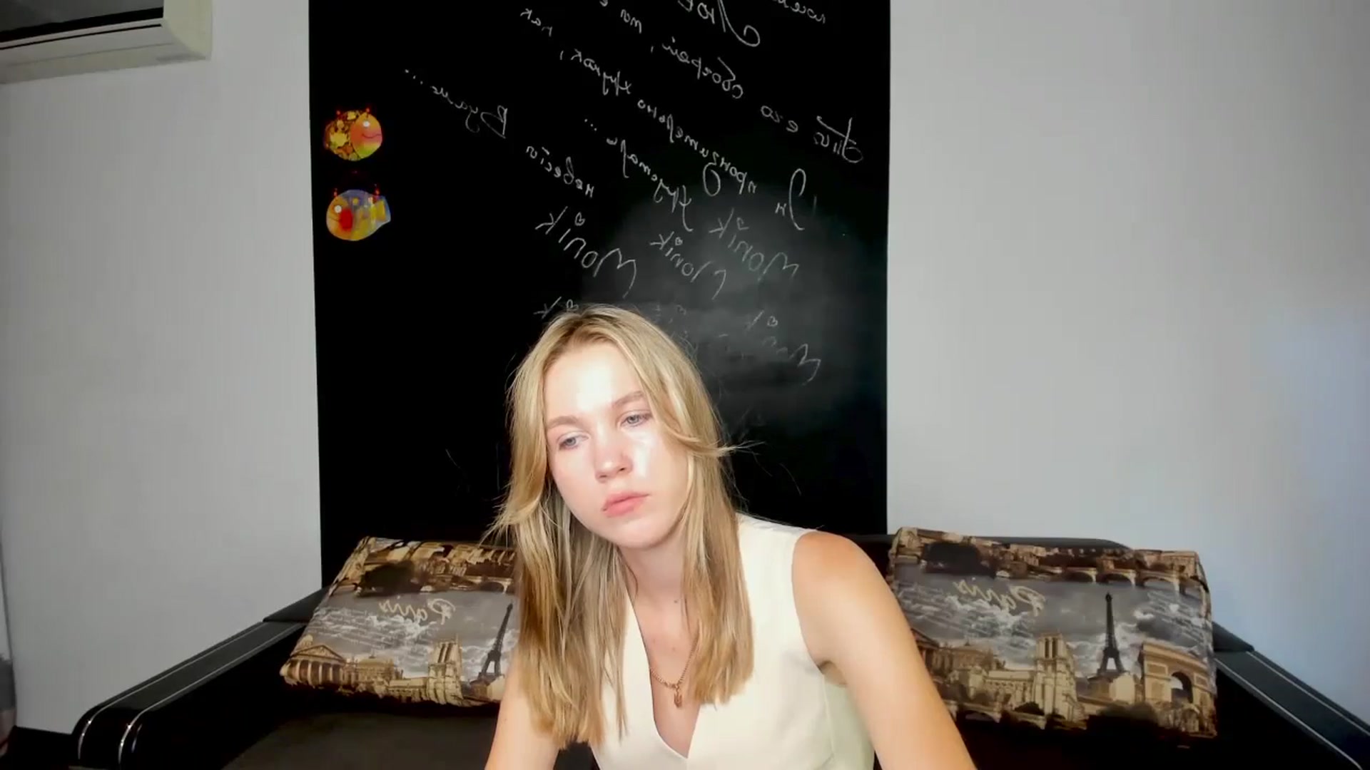 Gallery image thumbnail from Kate_Lewiss's myfreecams stream on, 09/02/2024, 11:04 image 6 of 20