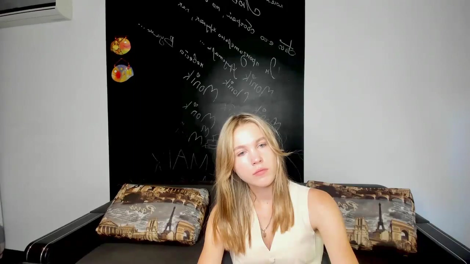 Gallery image thumbnail from Kate_Lewiss's myfreecams stream on, 09/02/2024, 11:04 image 13 of 20