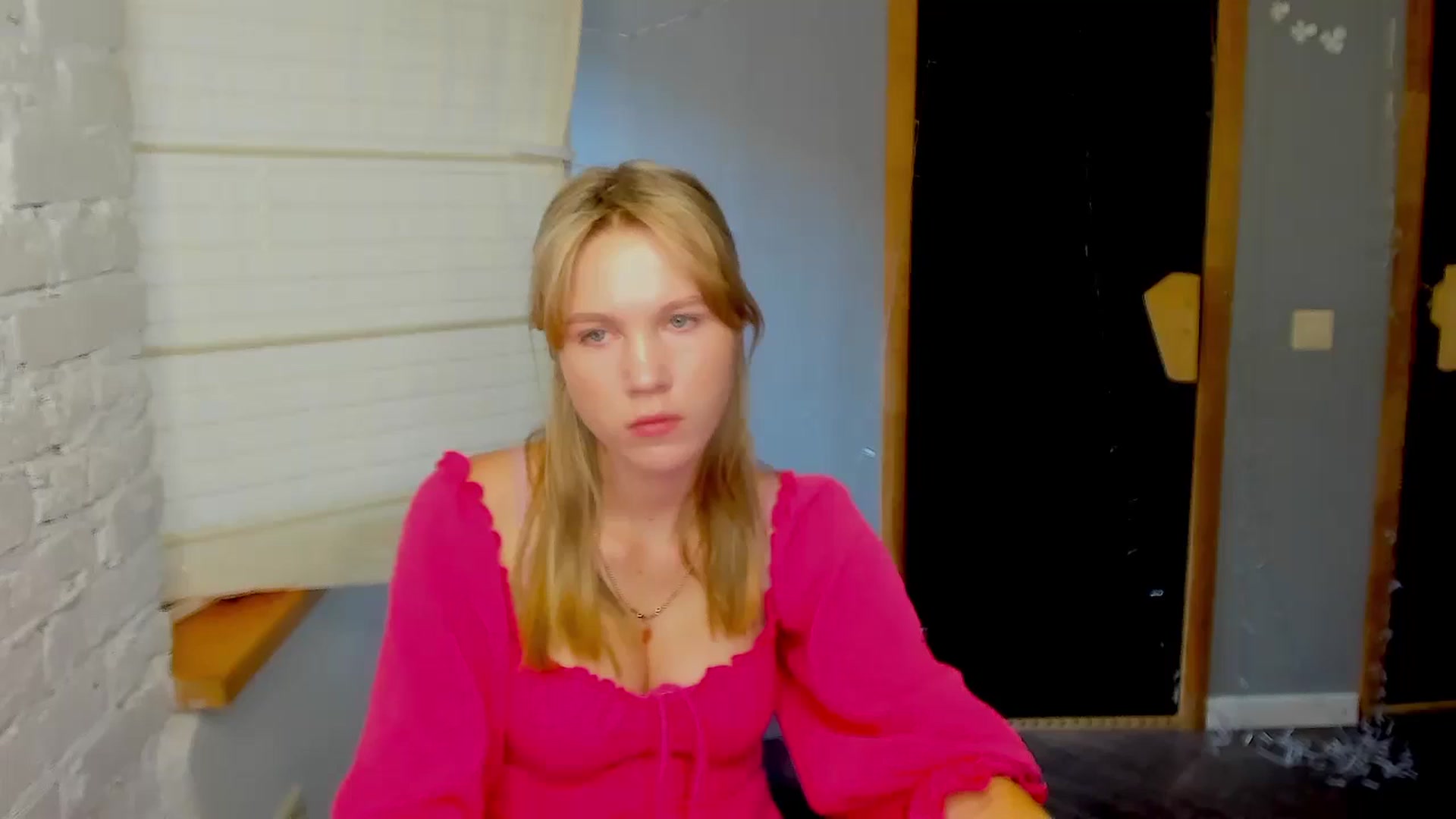 Gallery image thumbnail from Kate_Lewiss's myfreecams stream on, 09/03/2024, 07:22 image 12 of 20