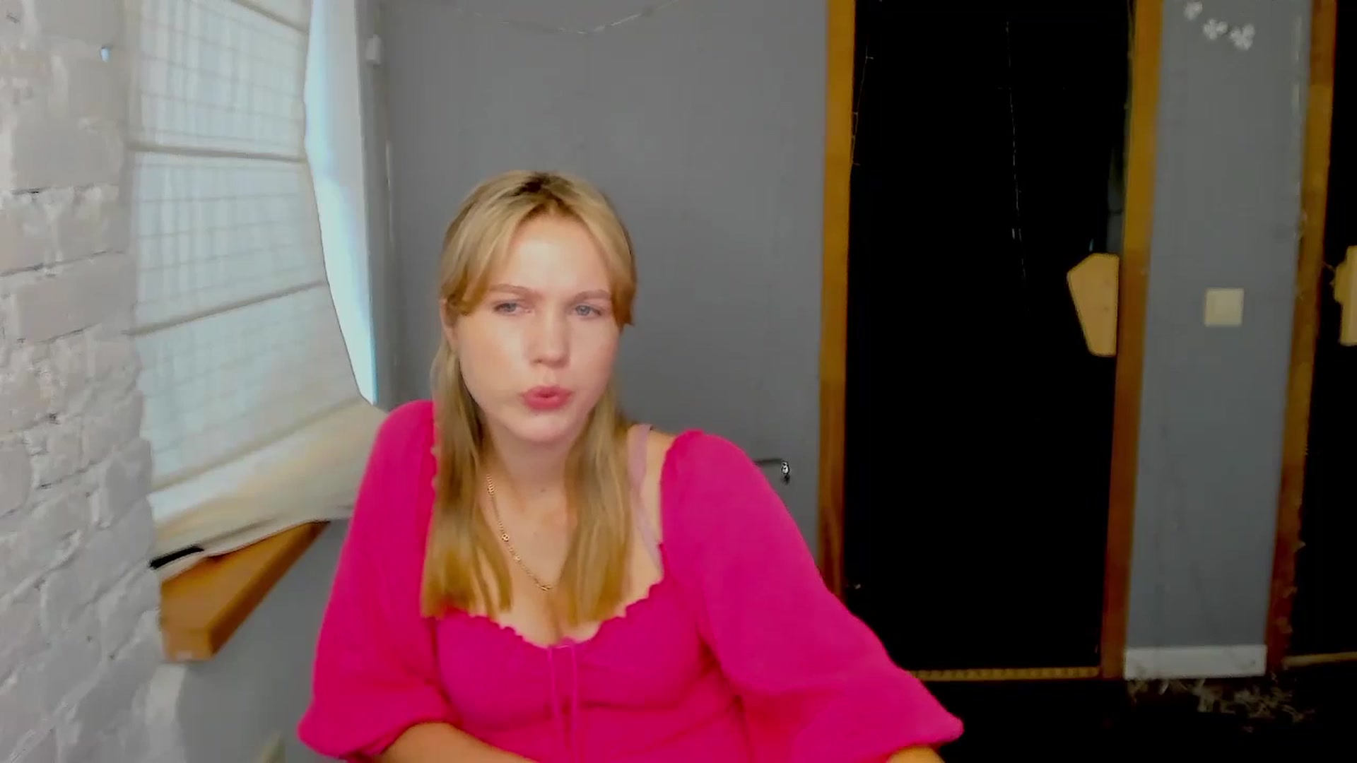 Gallery image thumbnail from Kate_Lewiss's myfreecams stream on, 09/03/2024, 07:22 image 20 of 20