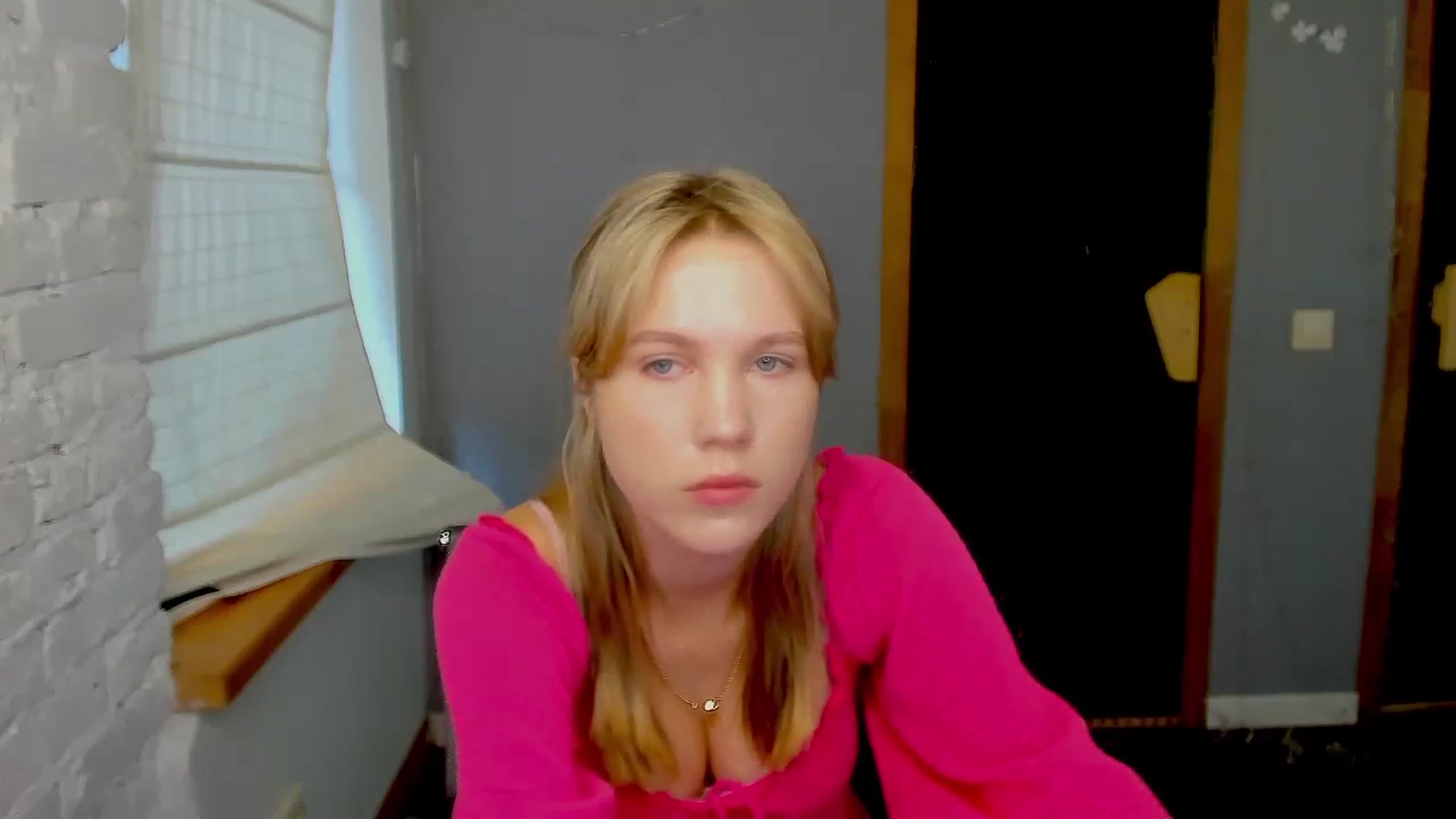 Gallery image thumbnail from Kate_Lewiss's myfreecams stream on, 09/03/2024, 07:22 image 18 of 20