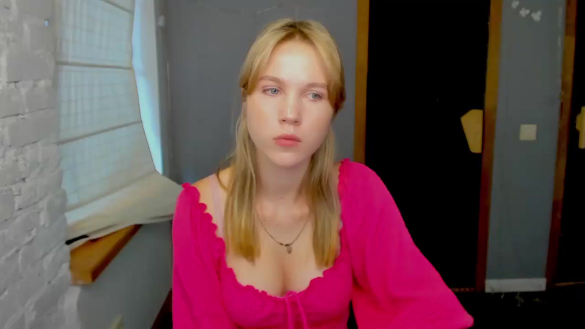 Gallery image thumbnail from Kate_Lewiss's myfreecams stream on, 09/03/2024, 08:13 image 2 of 20