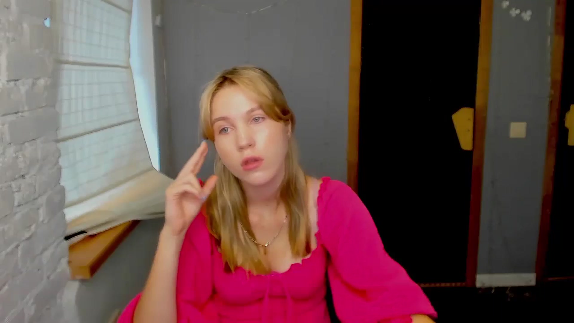 Gallery image thumbnail from Kate_Lewiss's myfreecams stream on, 09/03/2024, 08:13 image 18 of 20
