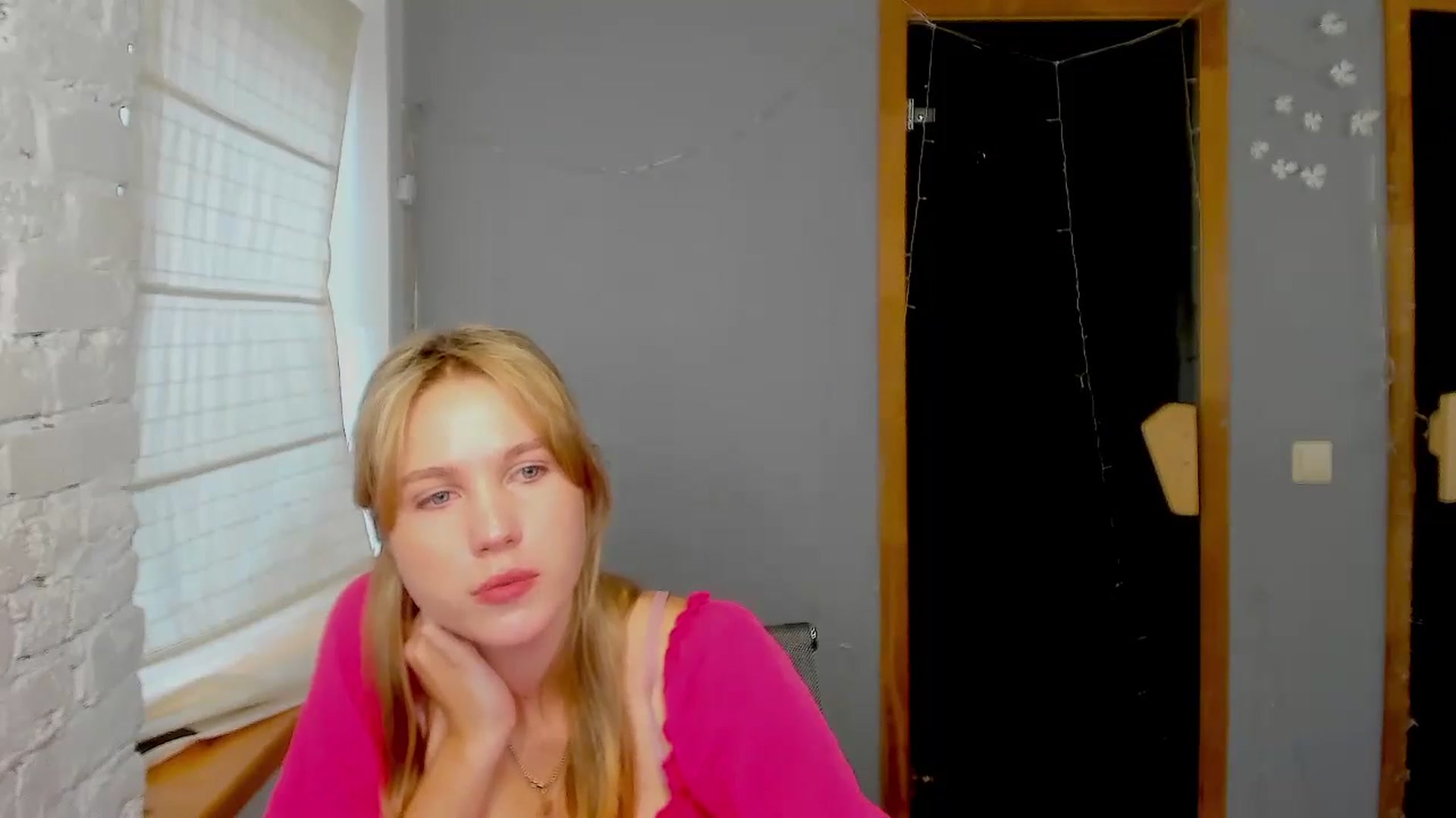 Gallery image thumbnail from Kate_Lewiss's myfreecams stream on, 09/03/2024, 09:25 image 5 of 20