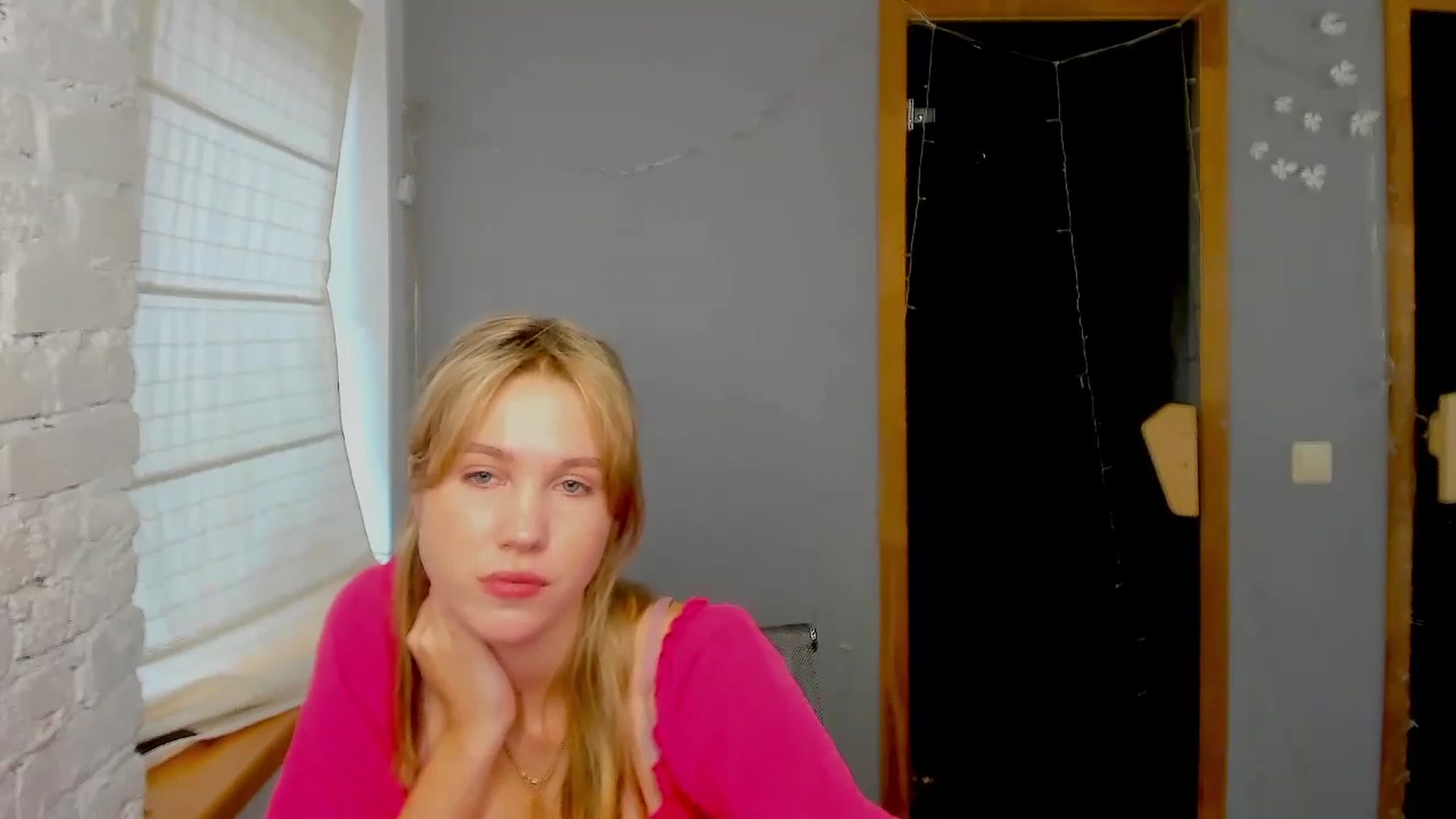 Gallery image thumbnail from Kate_Lewiss's myfreecams stream on, 09/03/2024, 09:25 image 3 of 20