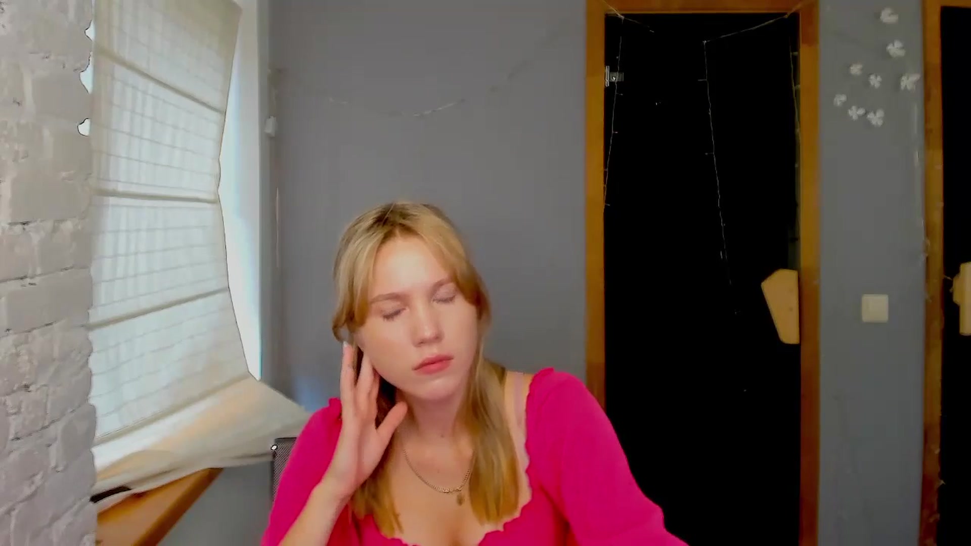 Gallery image thumbnail from Kate_Lewiss's myfreecams stream on, 09/03/2024, 09:25 image 15 of 20