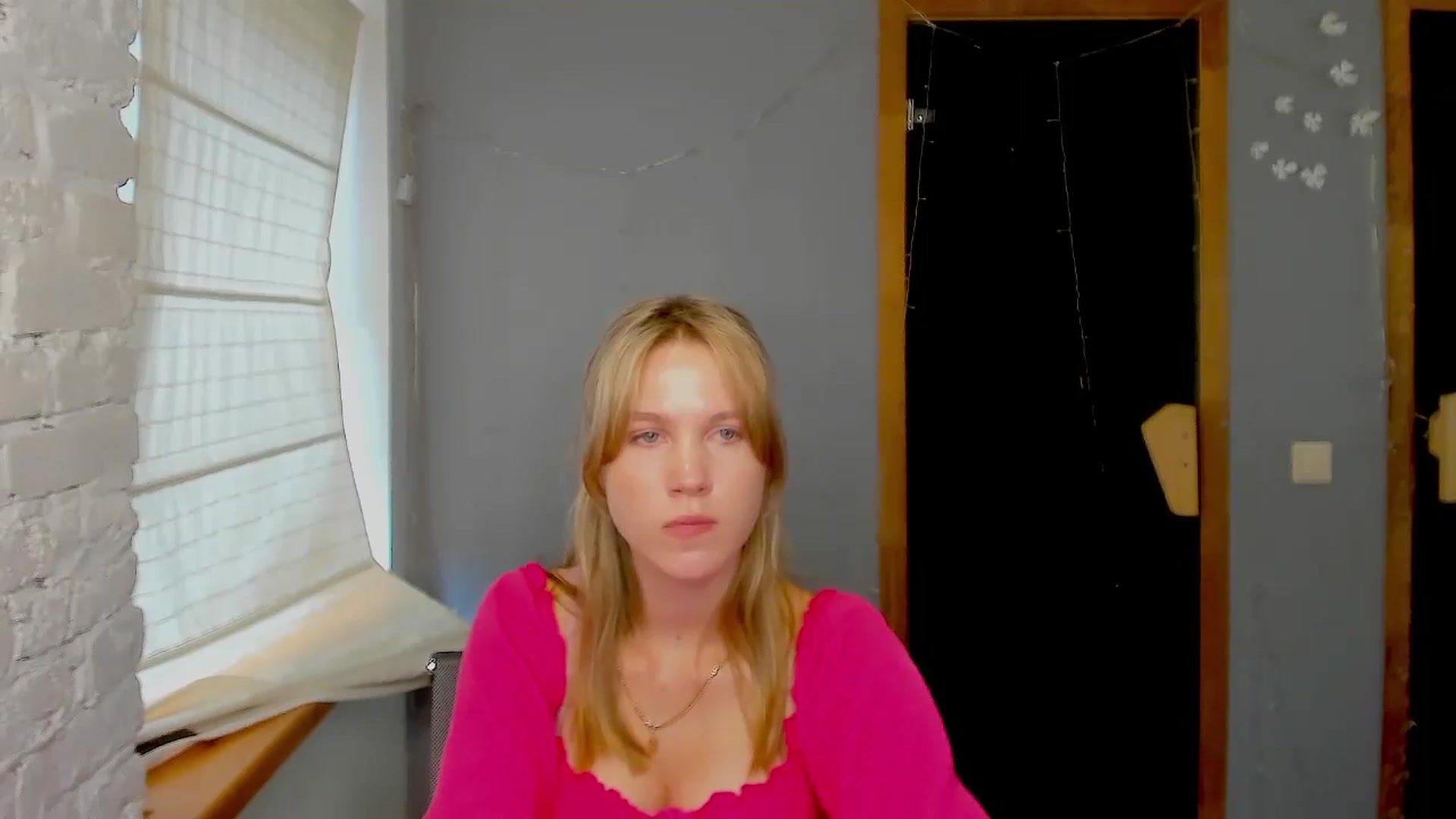 Gallery image thumbnail from Kate_Lewiss's myfreecams stream on, 09/03/2024, 11:06 image 16 of 20