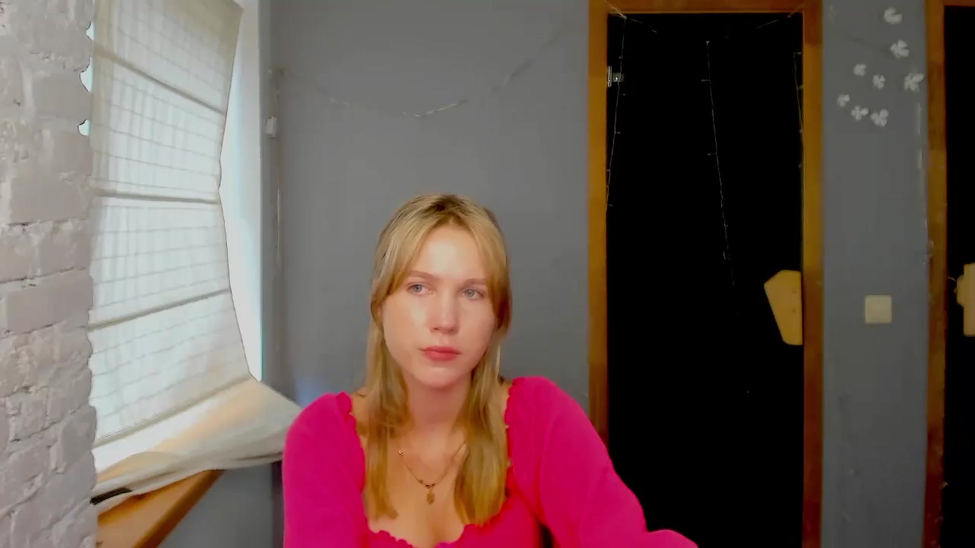 Gallery image thumbnail from Kate_Lewiss's myfreecams stream on, 09/03/2024, 11:06 image 2 of 20