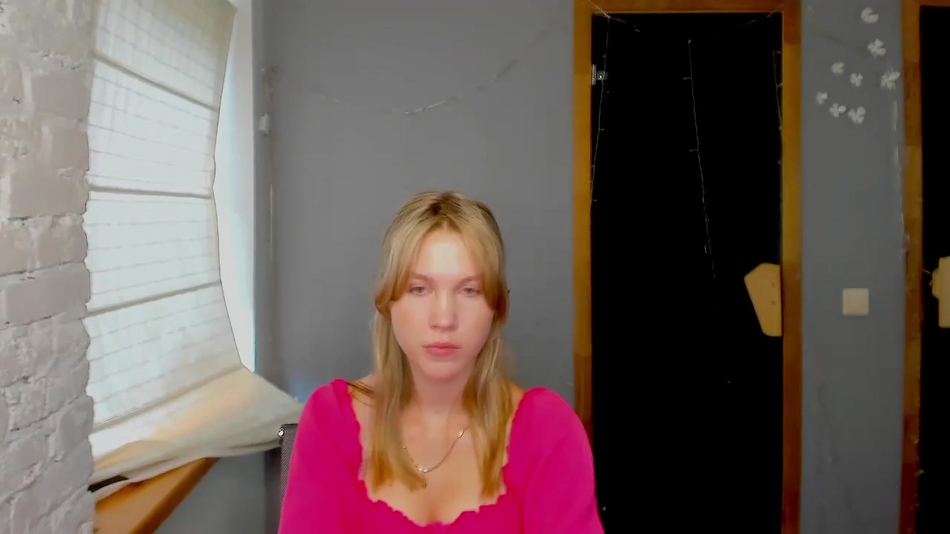 Gallery image thumbnail from Kate_Lewiss's myfreecams stream on, 09/03/2024, 11:06 image 18 of 20