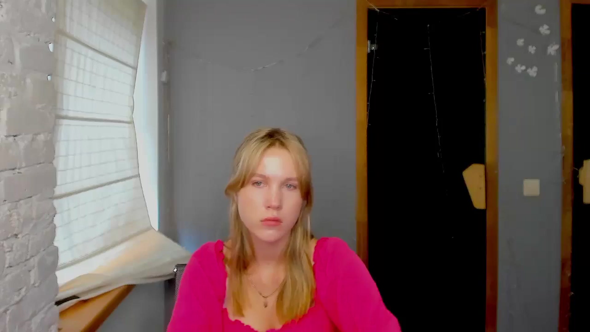 Gallery image thumbnail from Kate_Lewiss's myfreecams stream on, 09/03/2024, 11:06 image 6 of 20