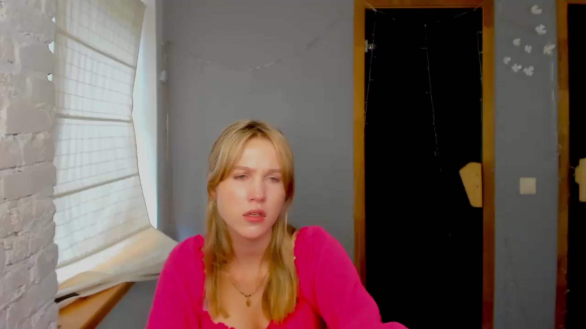 Gallery image thumbnail from Kate_Lewiss's myfreecams stream on, 09/03/2024, 11:06 image 3 of 20