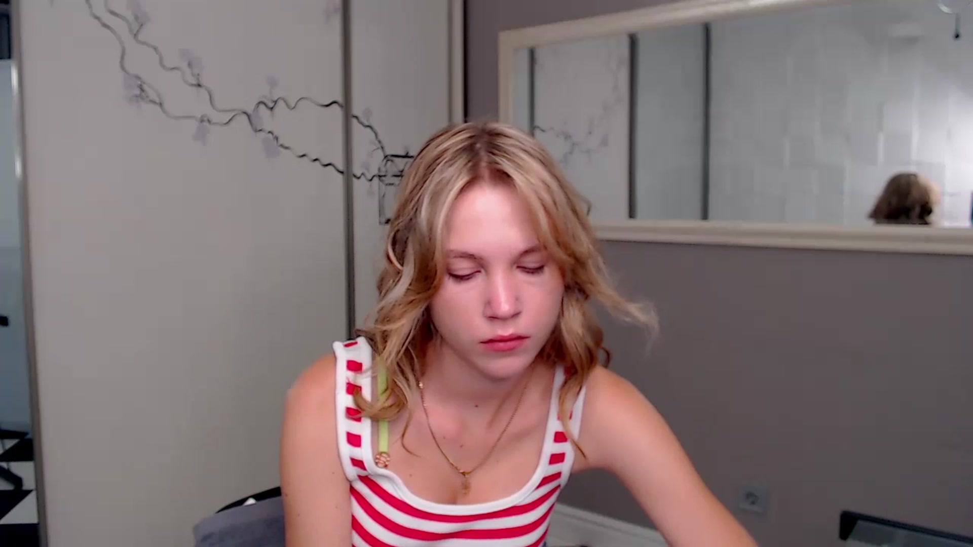 Gallery image thumbnail from Kate_Lewiss's myfreecams stream on, 09/04/2024, 06:29 image 12 of 20