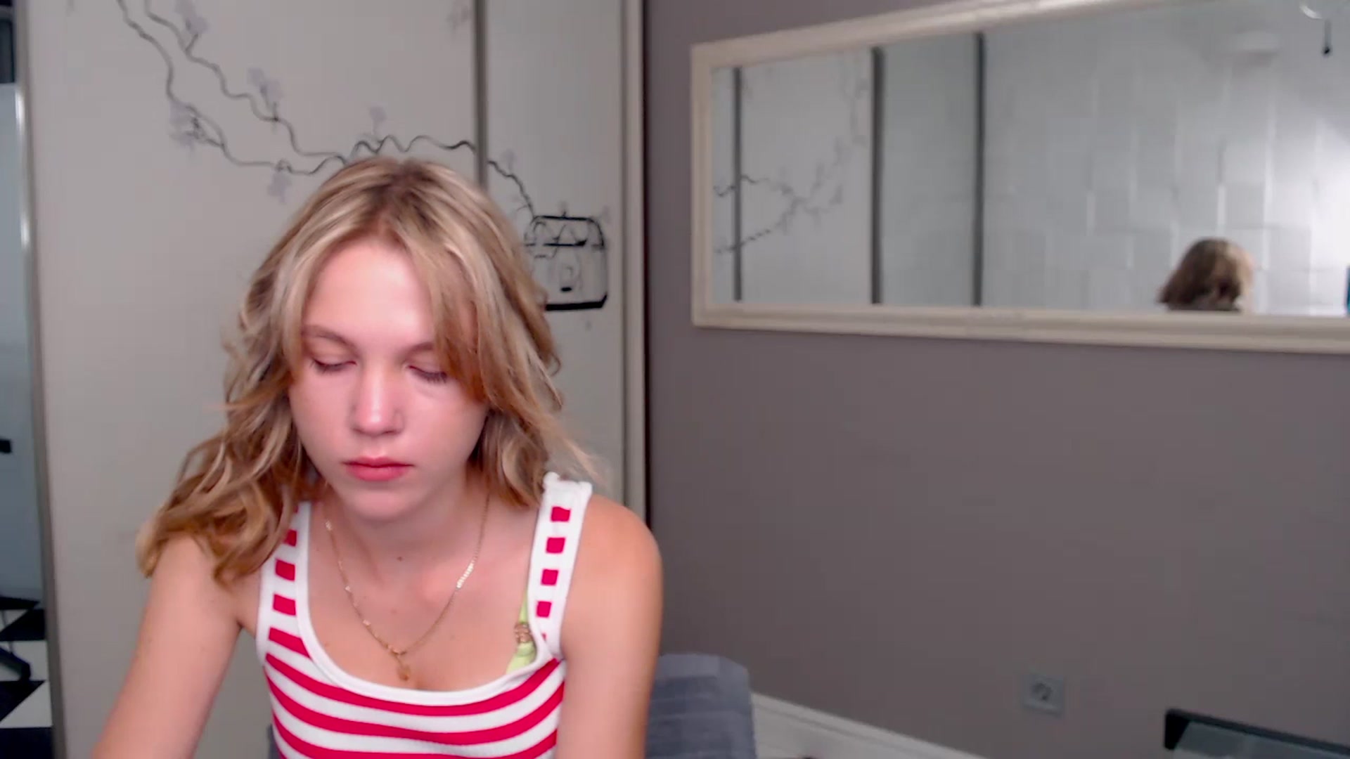 Gallery image thumbnail from Kate_Lewiss's myfreecams stream on, 09/04/2024, 06:29 image 3 of 20