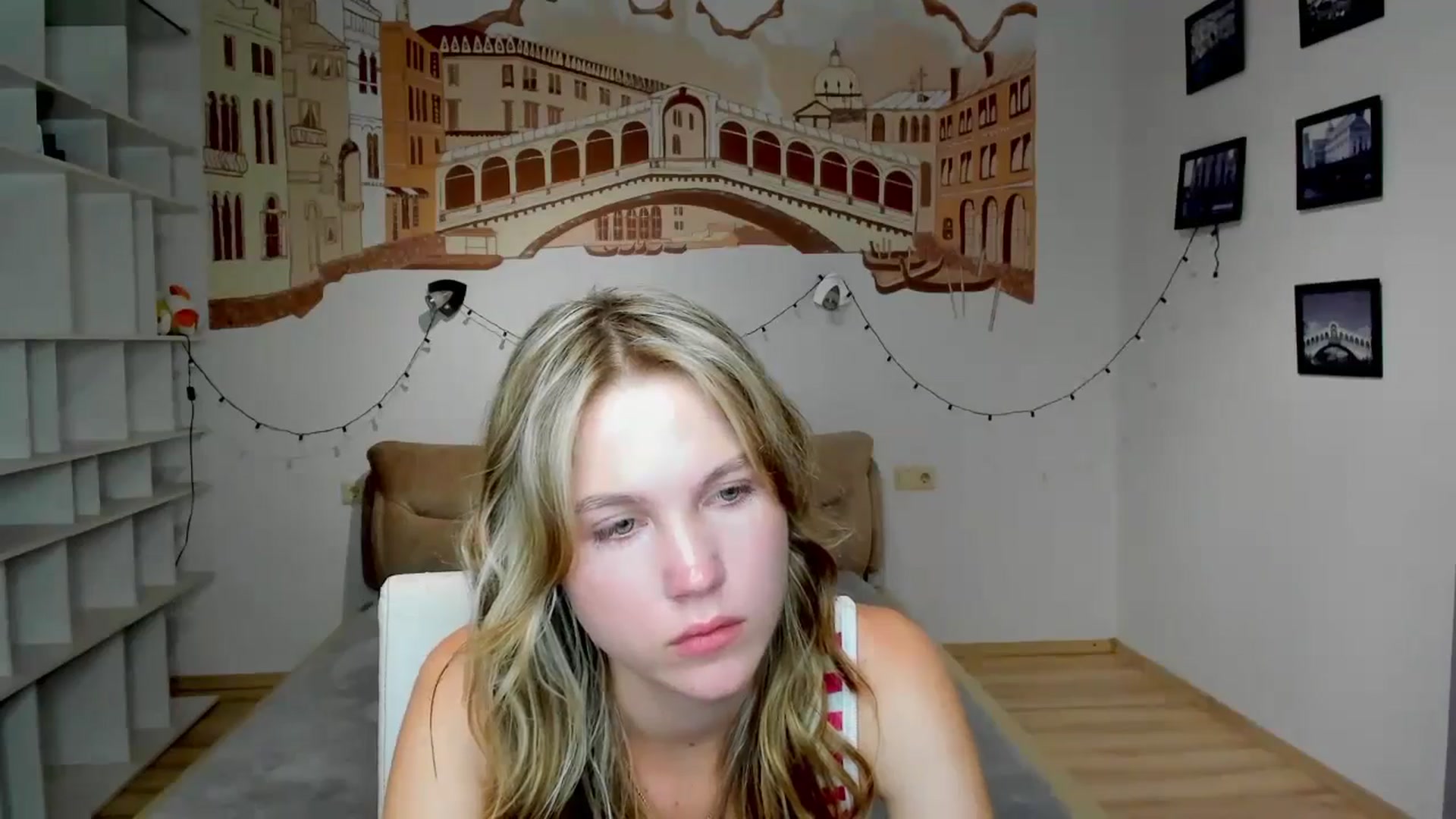 Gallery image thumbnail from Kate_Lewiss's myfreecams stream on, 09/04/2024, 10:50 image 12 of 20