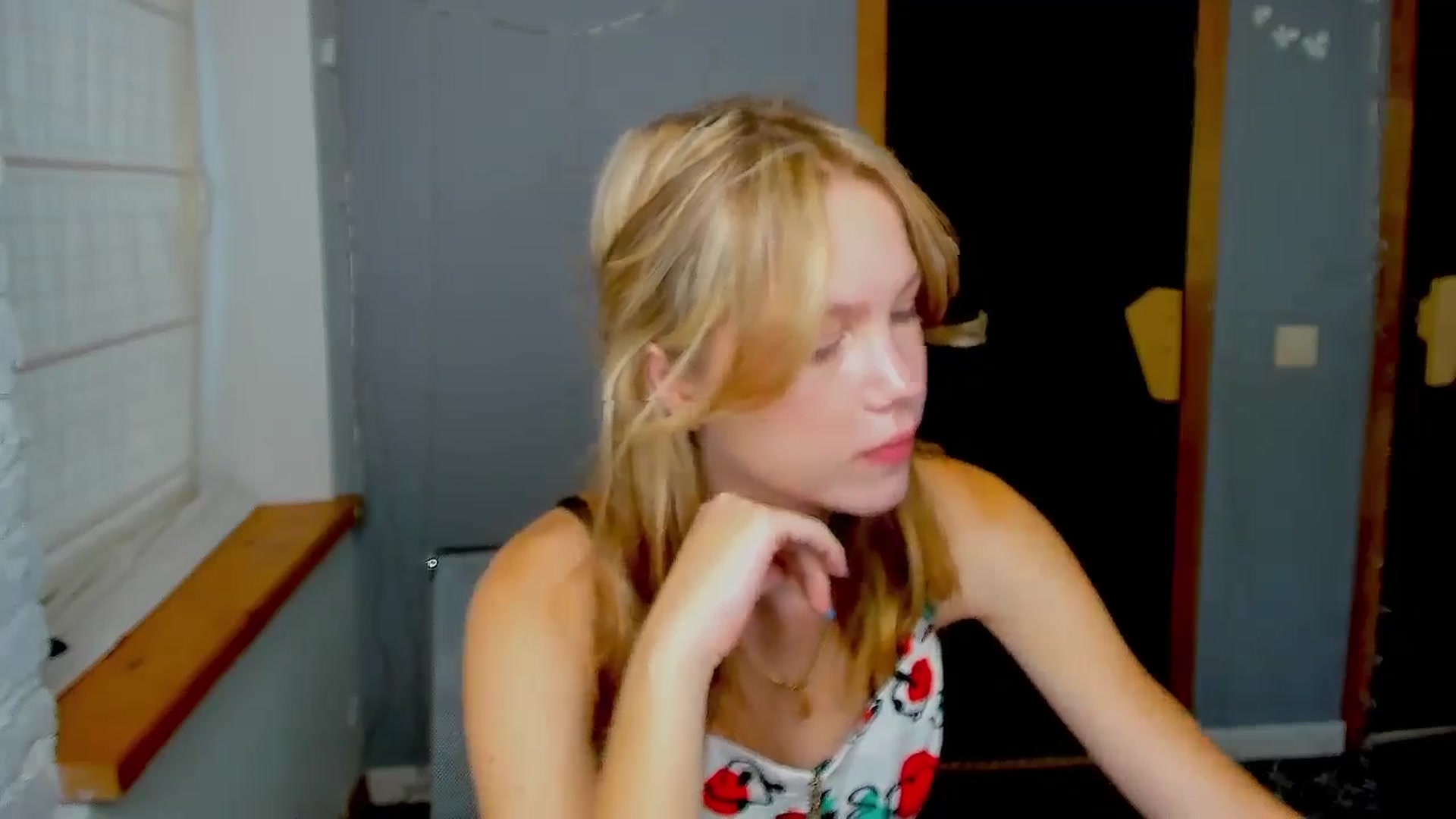 Gallery image thumbnail from Kate_Lewiss's myfreecams stream on, 09/05/2024, 05:53 image 8 of 20