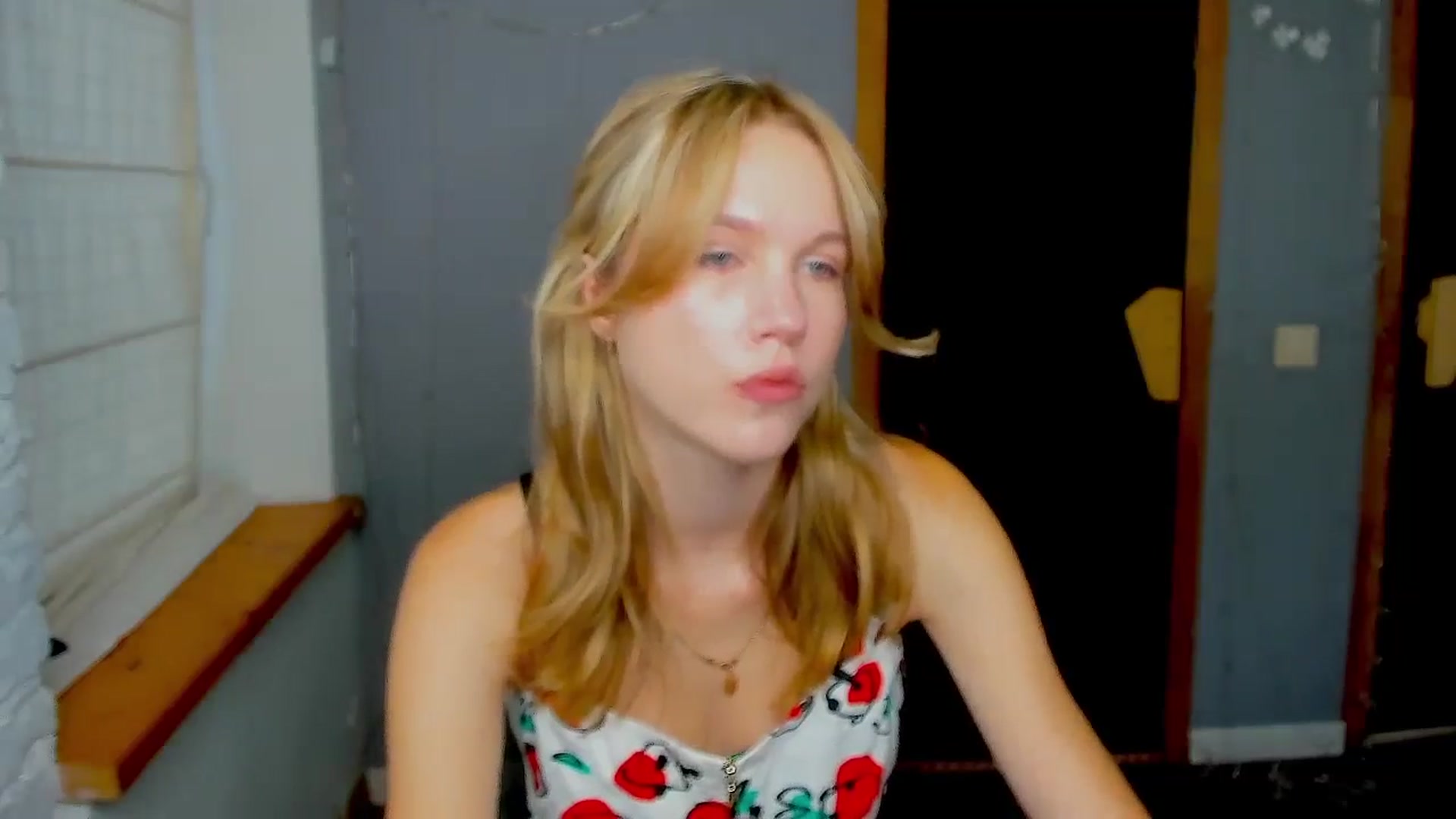 Gallery image thumbnail from Kate_Lewiss's myfreecams stream on, 09/05/2024, 05:53 image 5 of 20