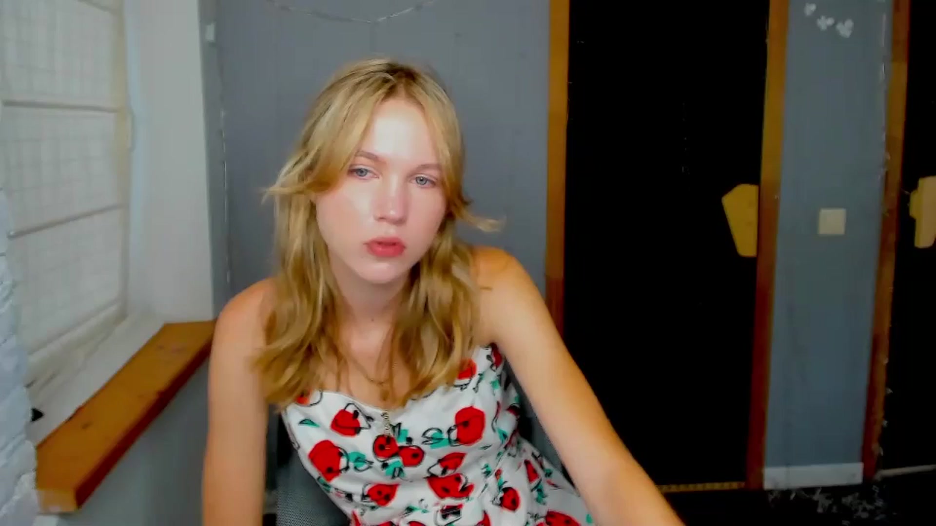 Gallery image thumbnail from Kate_Lewiss's myfreecams stream on, 09/05/2024, 05:53 image 17 of 20