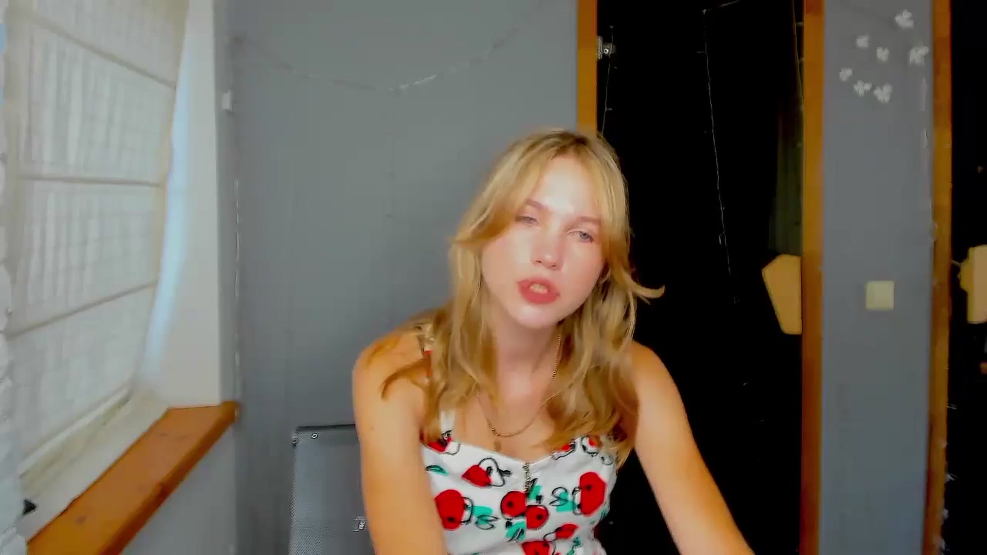 Gallery image thumbnail from Kate_Lewiss's myfreecams stream on, 09/05/2024, 07:36 image 15 of 20