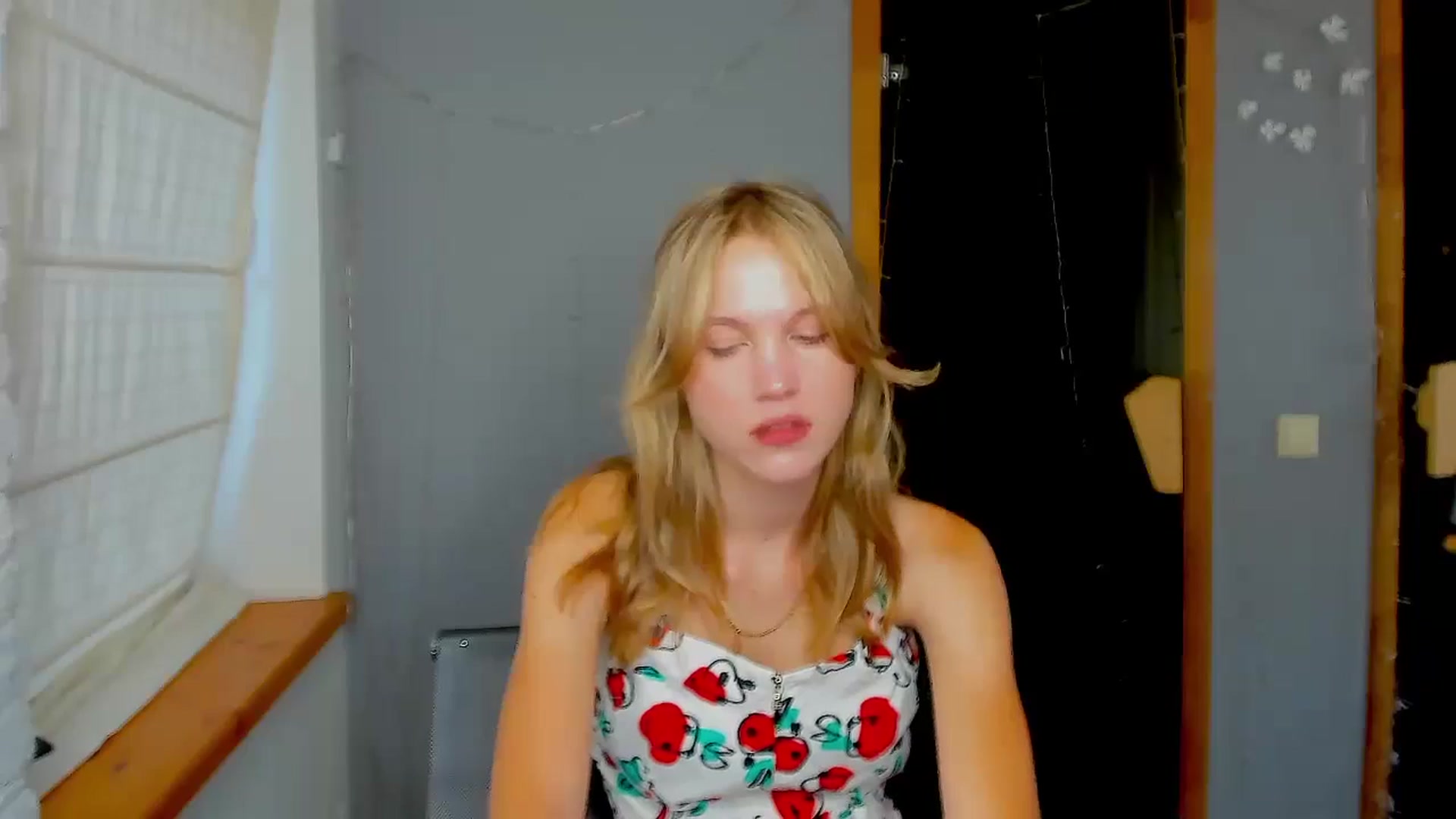 Gallery image thumbnail from Kate_Lewiss's myfreecams stream on, 09/05/2024, 07:36 image 12 of 20