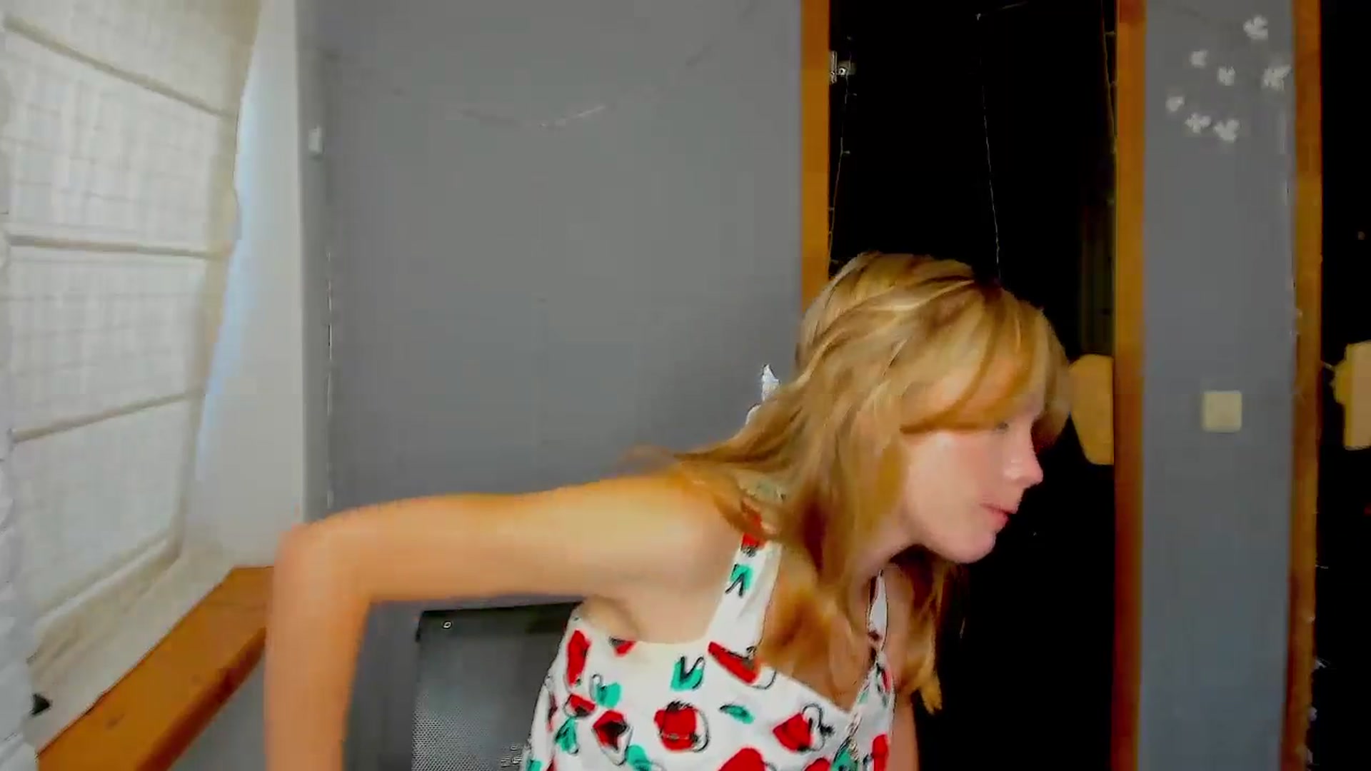 Gallery image thumbnail from Kate_Lewiss's myfreecams stream on, 09/05/2024, 08:52 image 2 of 20
