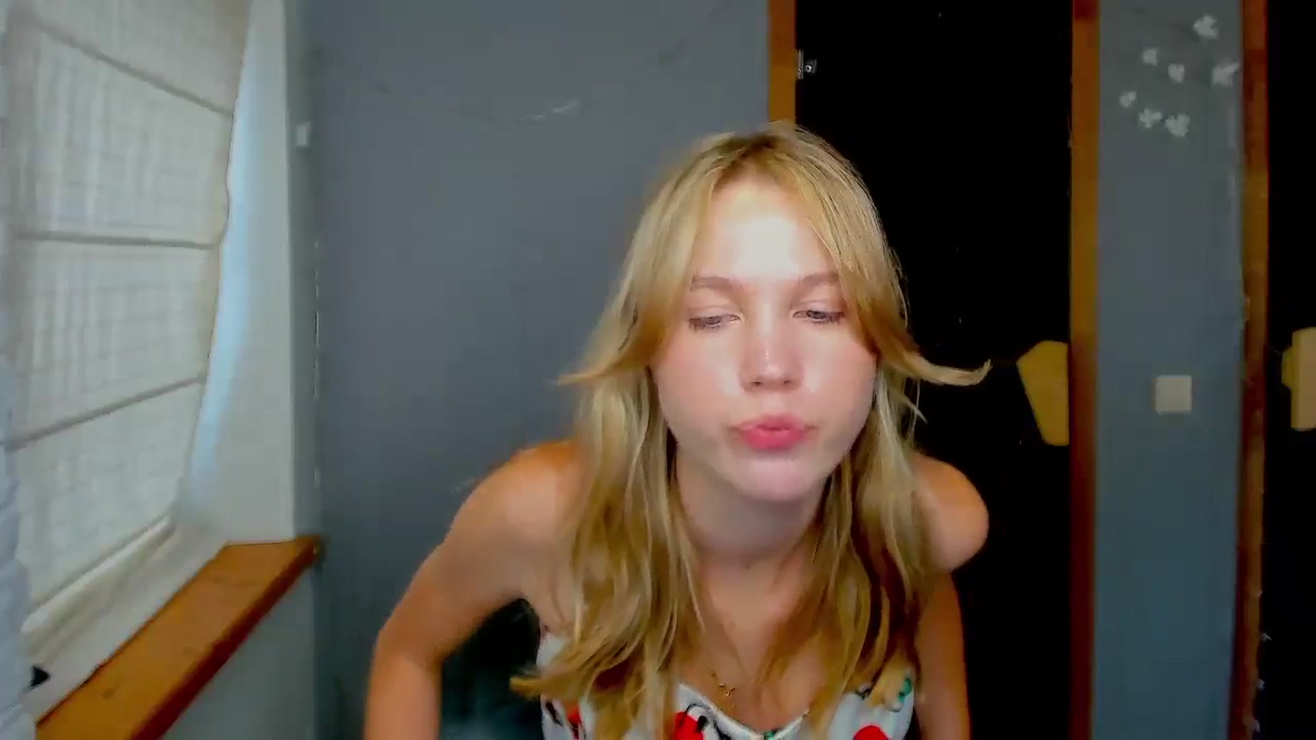 Gallery image thumbnail from Kate_Lewiss's myfreecams stream on, 09/05/2024, 08:52 image 14 of 20
